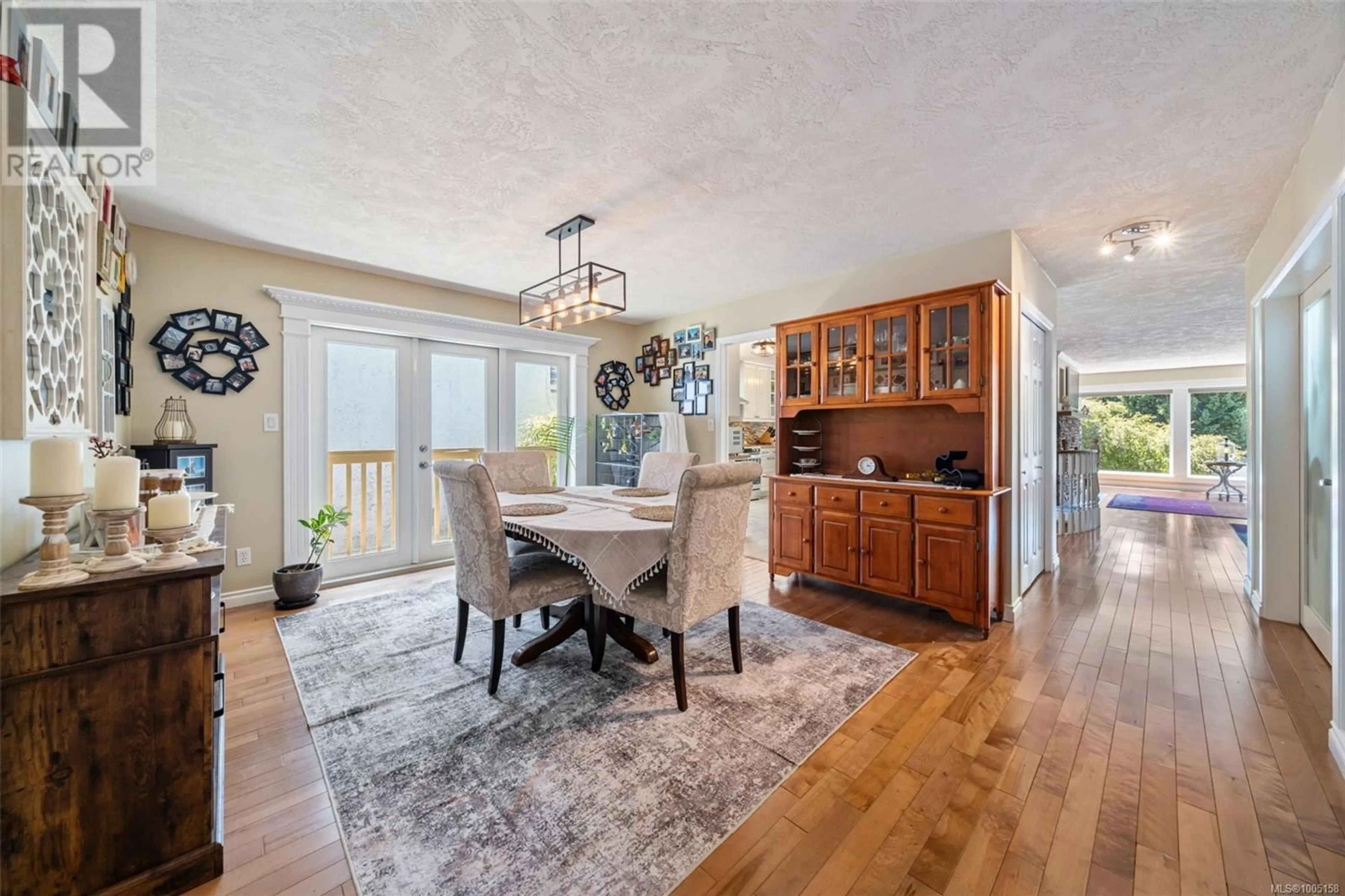 Unknown for 4685 SCOTTSWOOD PLACE, Saanich British Columbia V8Y2Y1