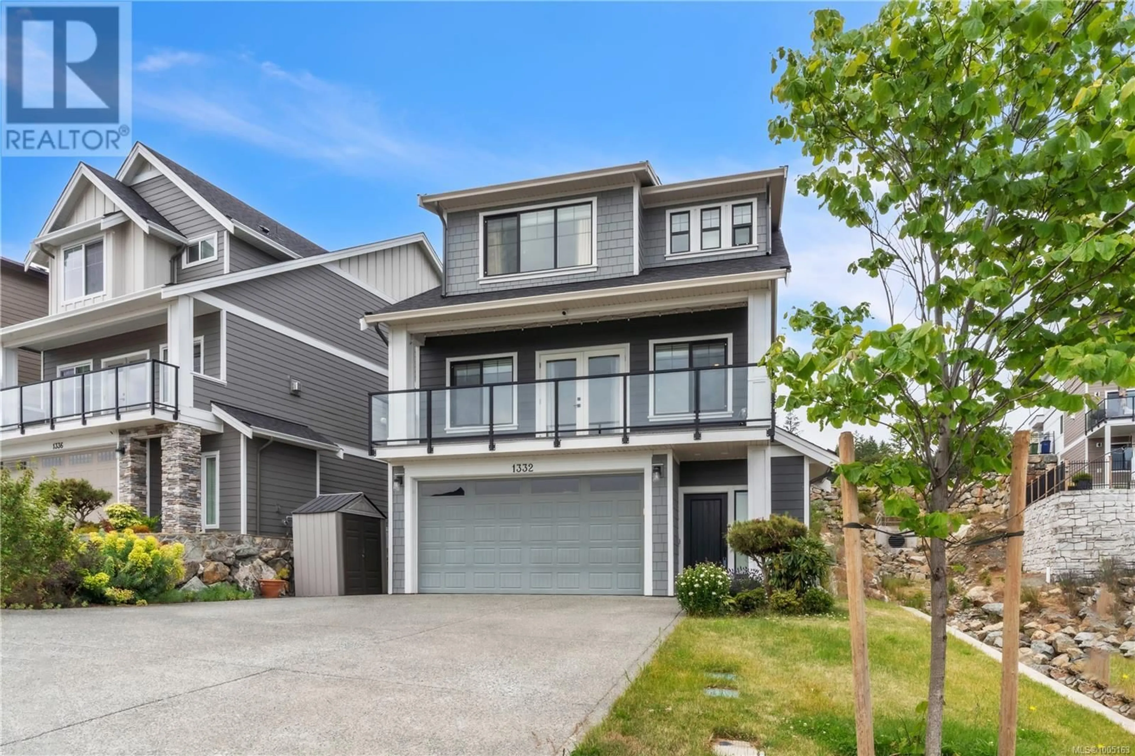 Home with vinyl exterior material, street for 1332 FLINT AVENUE, Langford British Columbia V9B0Z8