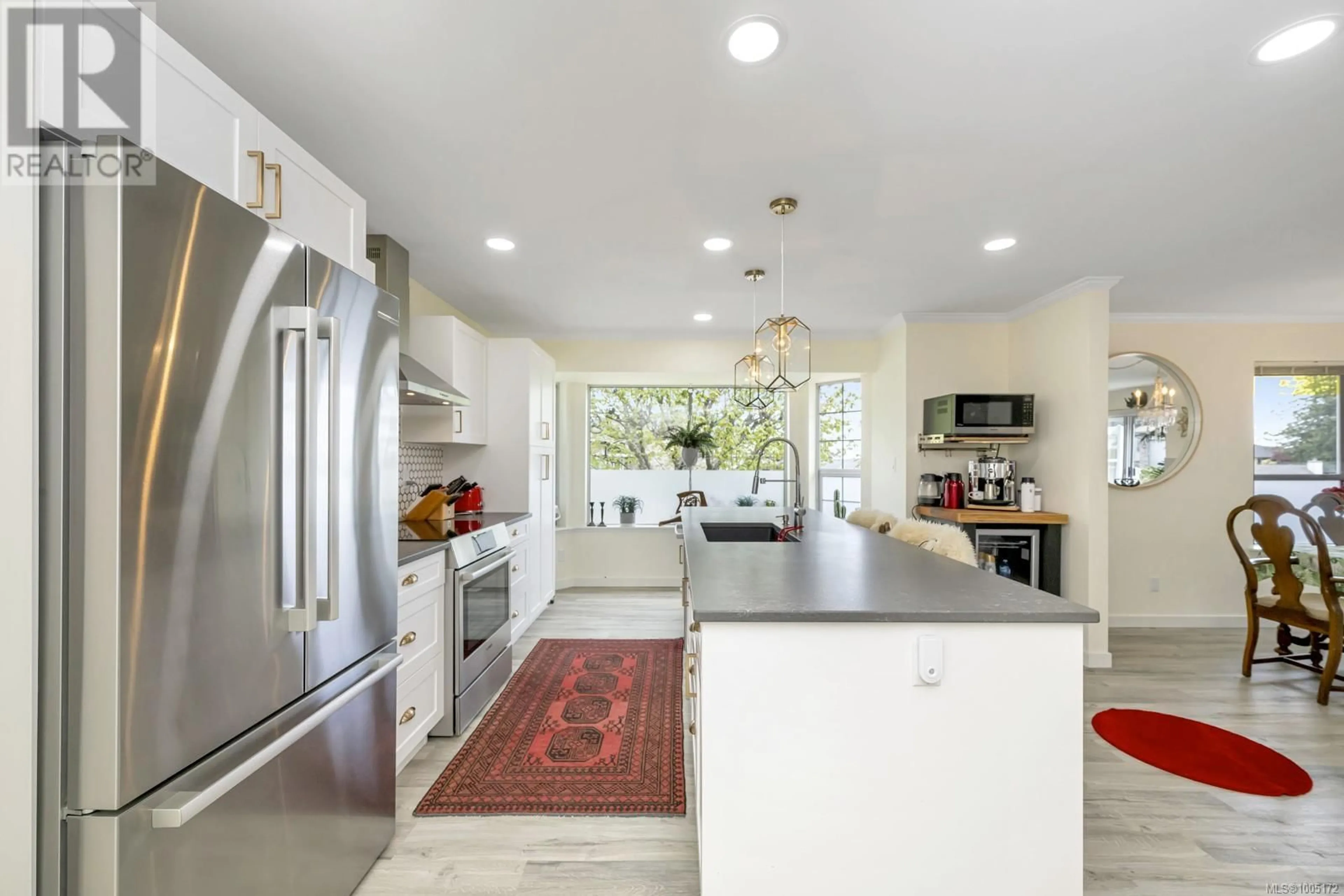 Open concept kitchen, ceramic/tile floor for 3601 ARBUTUS DRIVE NORTH, Cobble Hill British Columbia V8H0K8