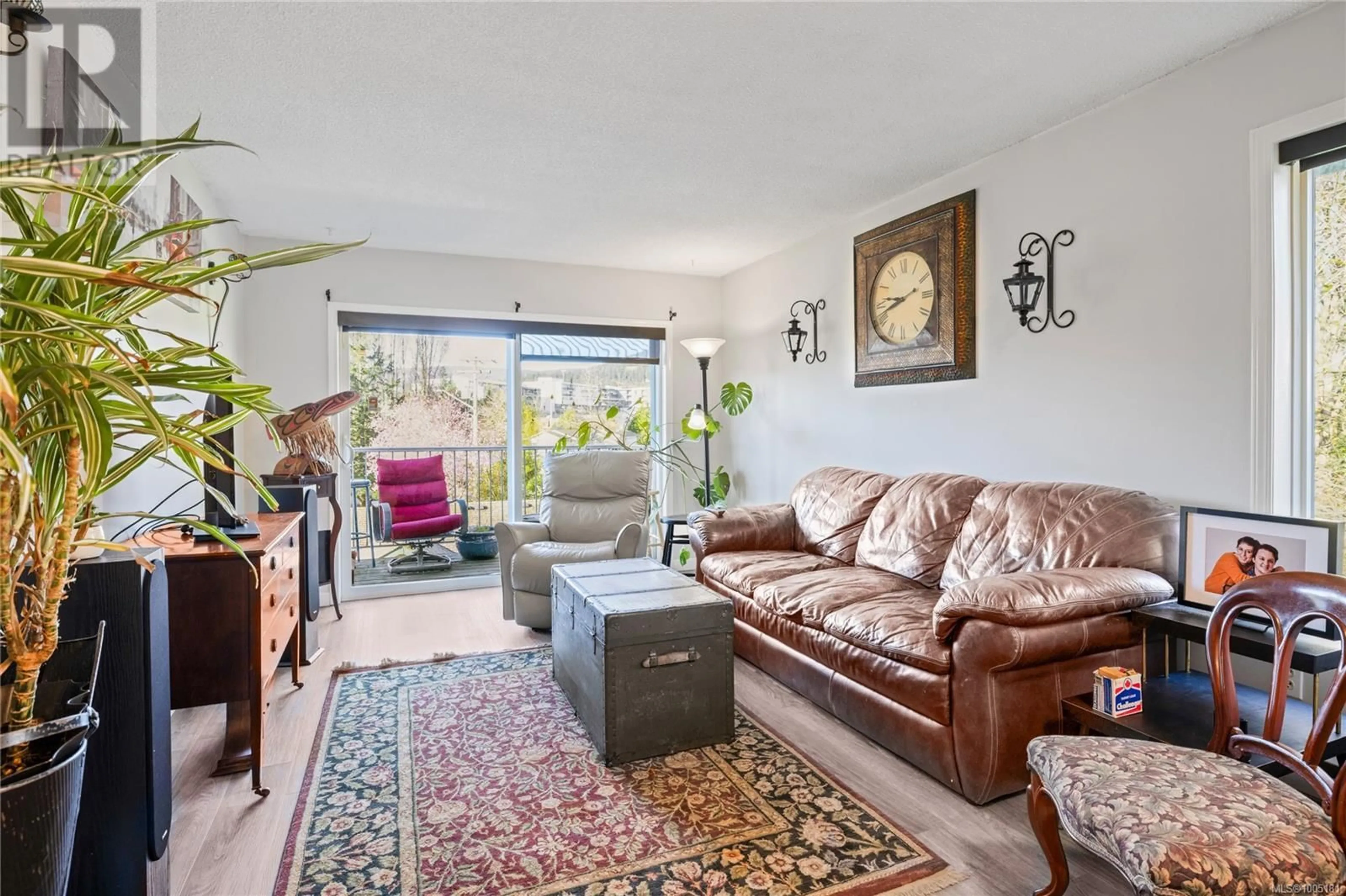 Living room with furniture, unknown for 1 - 259 CRAIG STREET, Nanaimo British Columbia V9R3V5