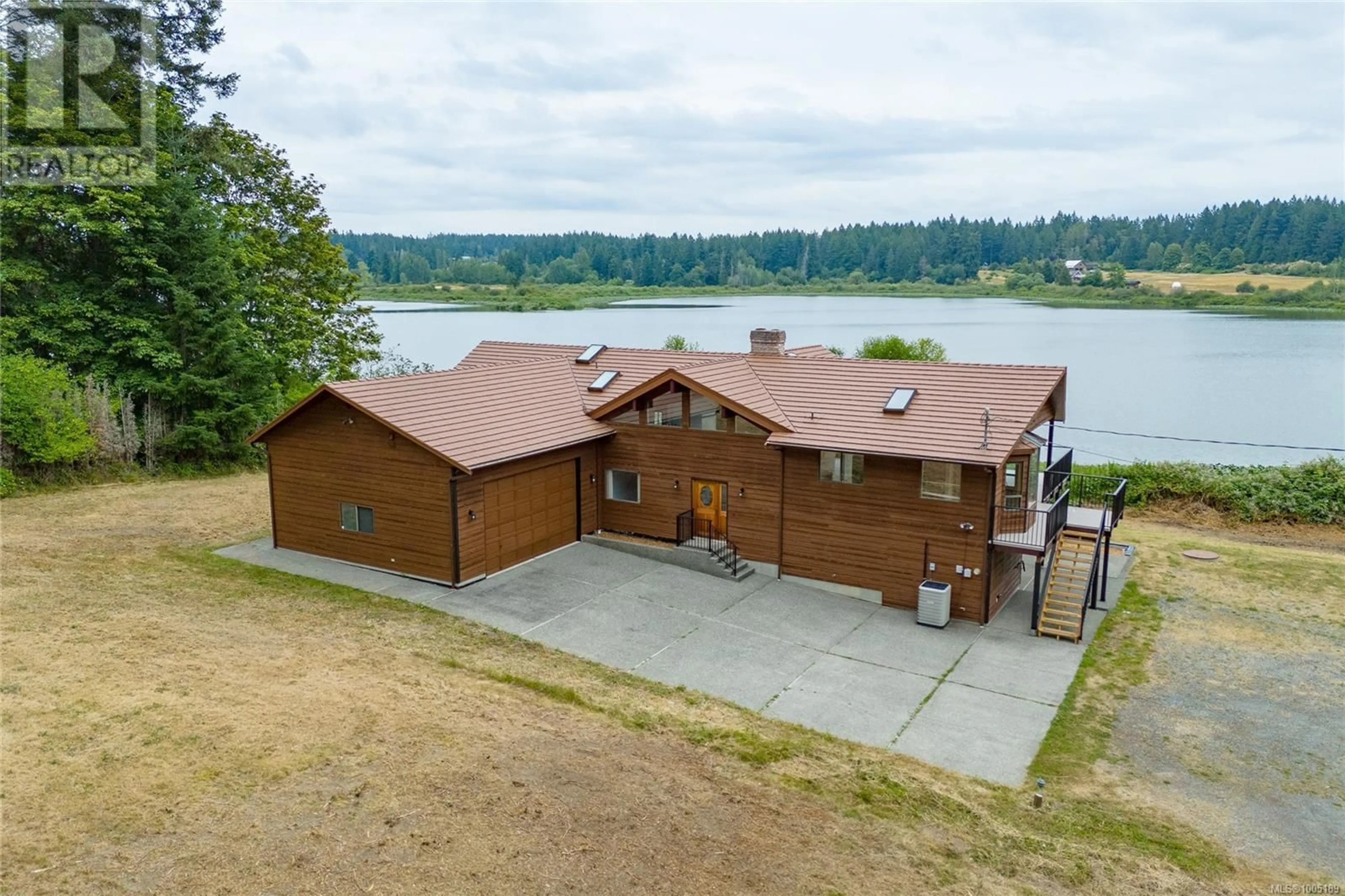 A pic from outside/outdoor area/front of a property/back of a property/a pic from drone, water/lake/river/ocean view for 13289 PROSPECT DRIVE, Ladysmith British Columbia V9G1G9