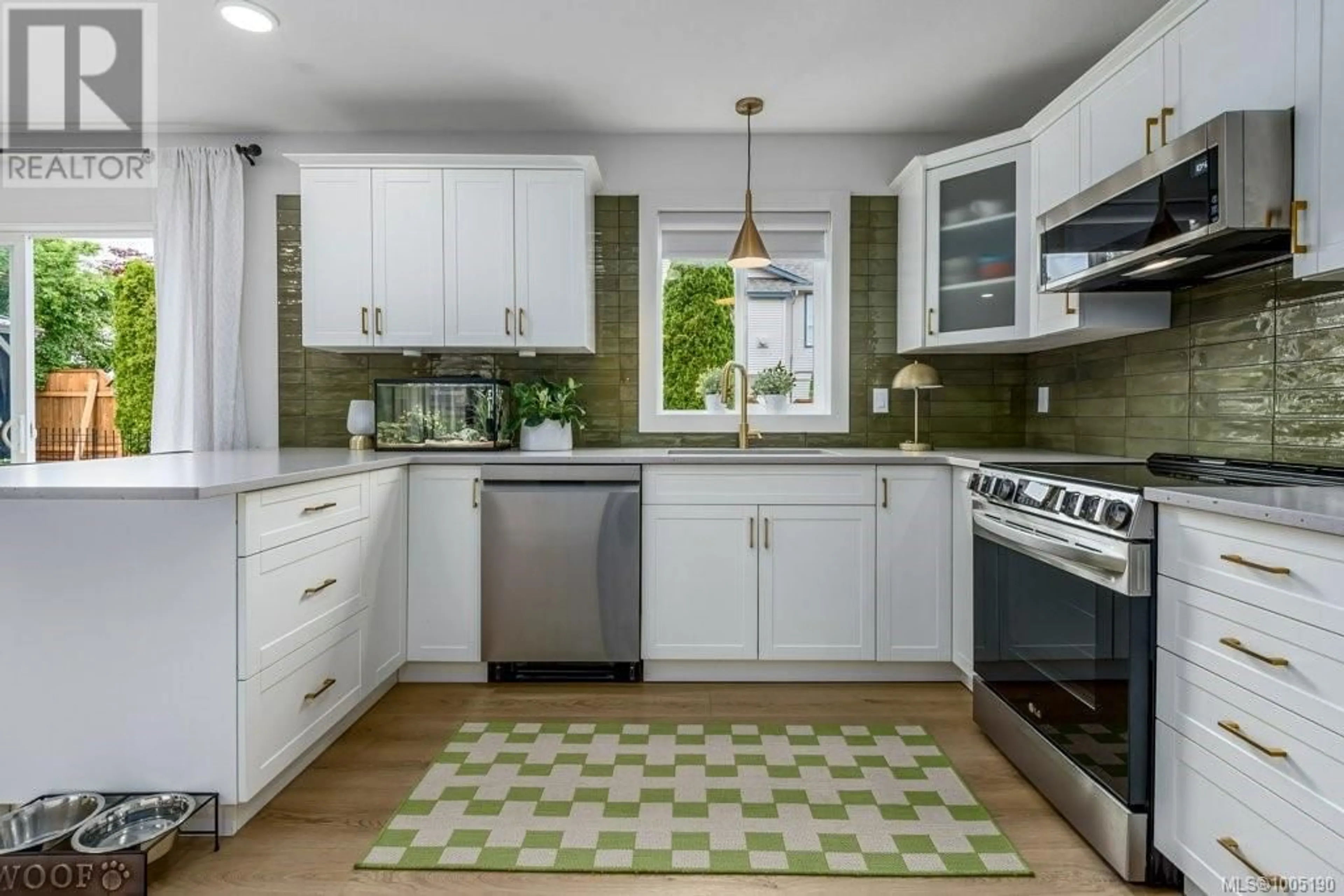 Open concept kitchen, ceramic/tile floor for 2966 ELDERBERRY CRESCENT, Courtenay British Columbia V9N9W8