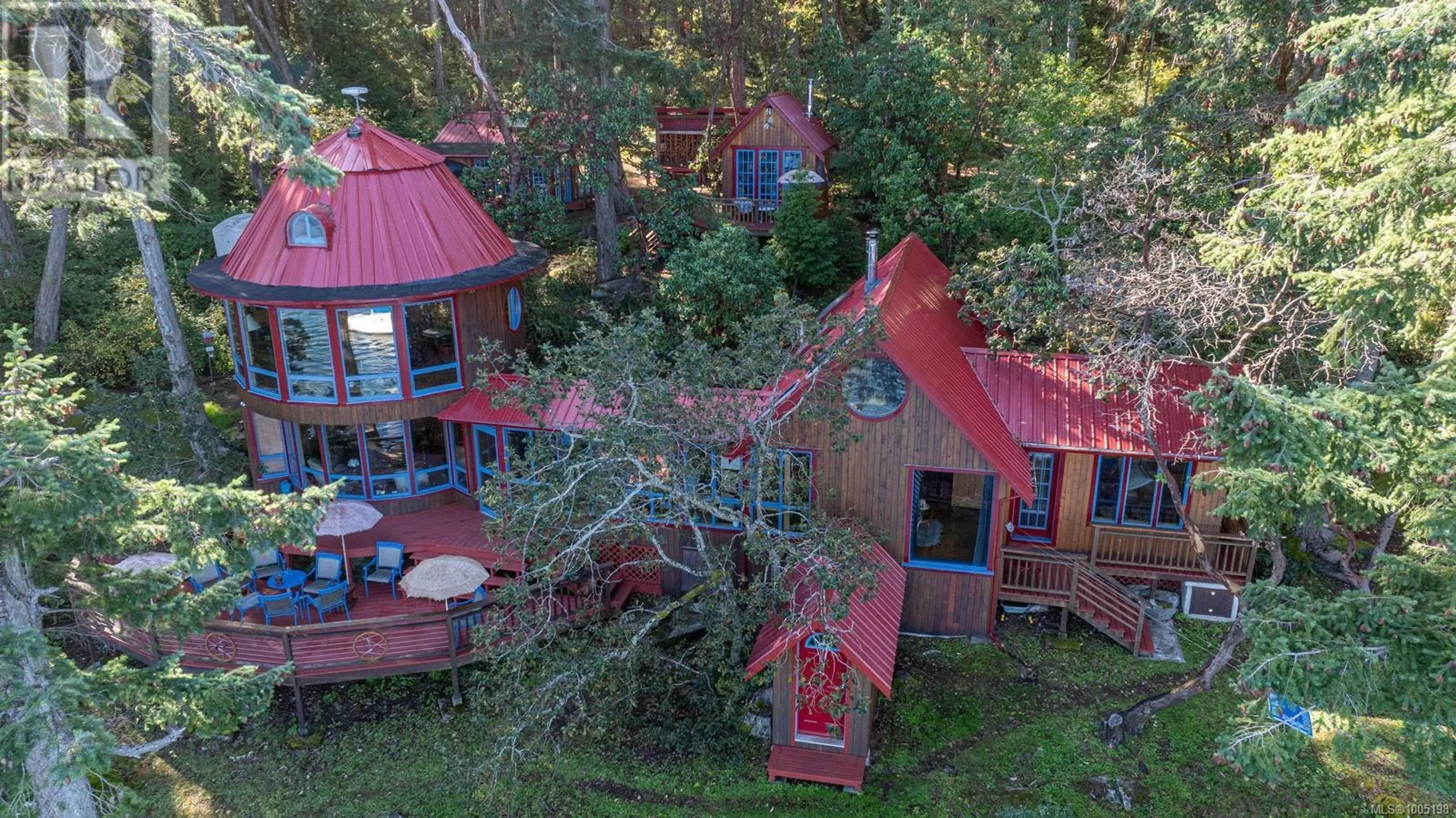 A pic from outside/outdoor area/front of a property/back of a property/a pic from drone, unknown for LT 1 RUXTON ISLAND, Ruxton Island British Columbia V9G1A4