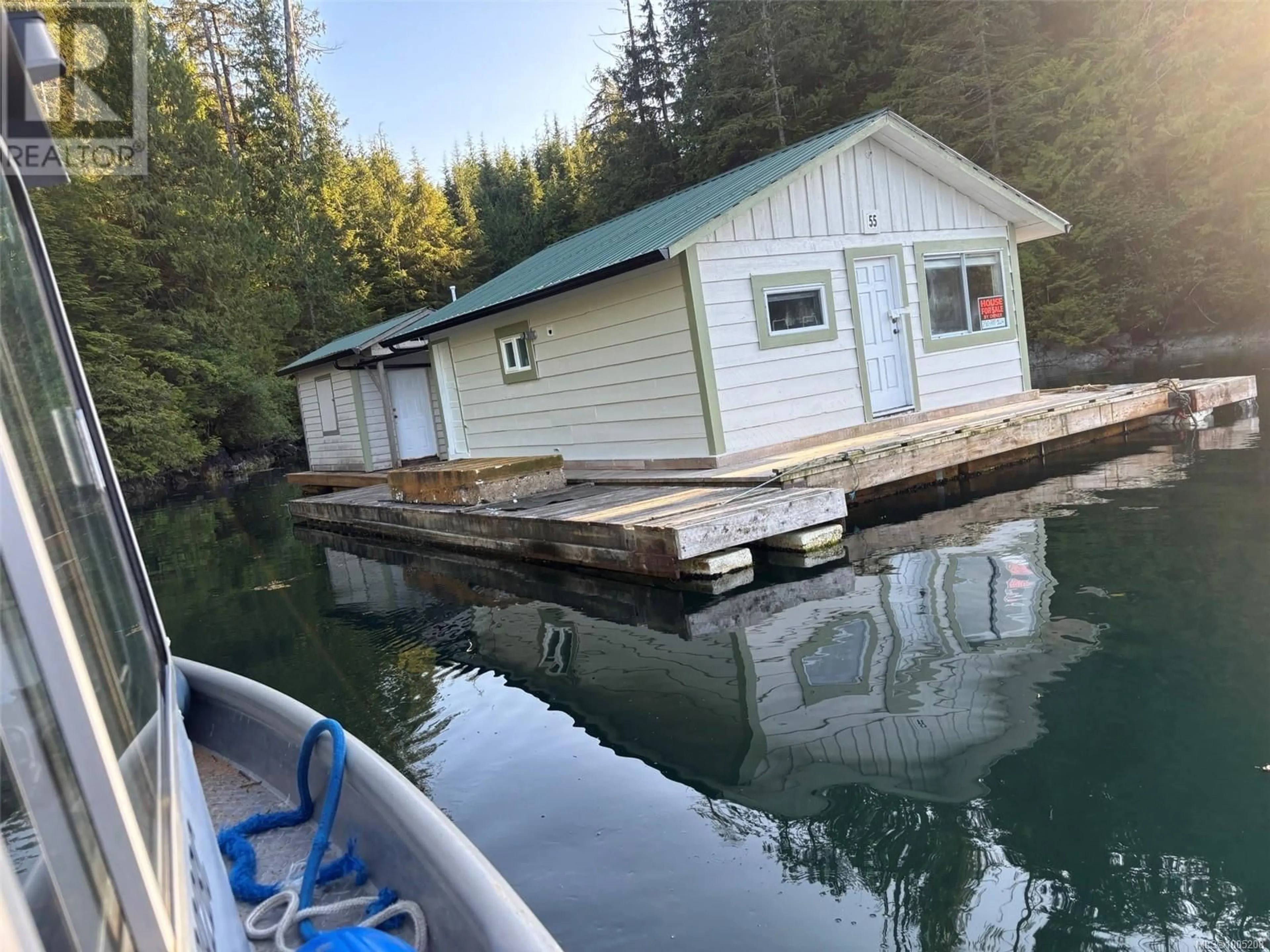 Shed for 55 USELESS, Port Alberni British Columbia V0R2B0
