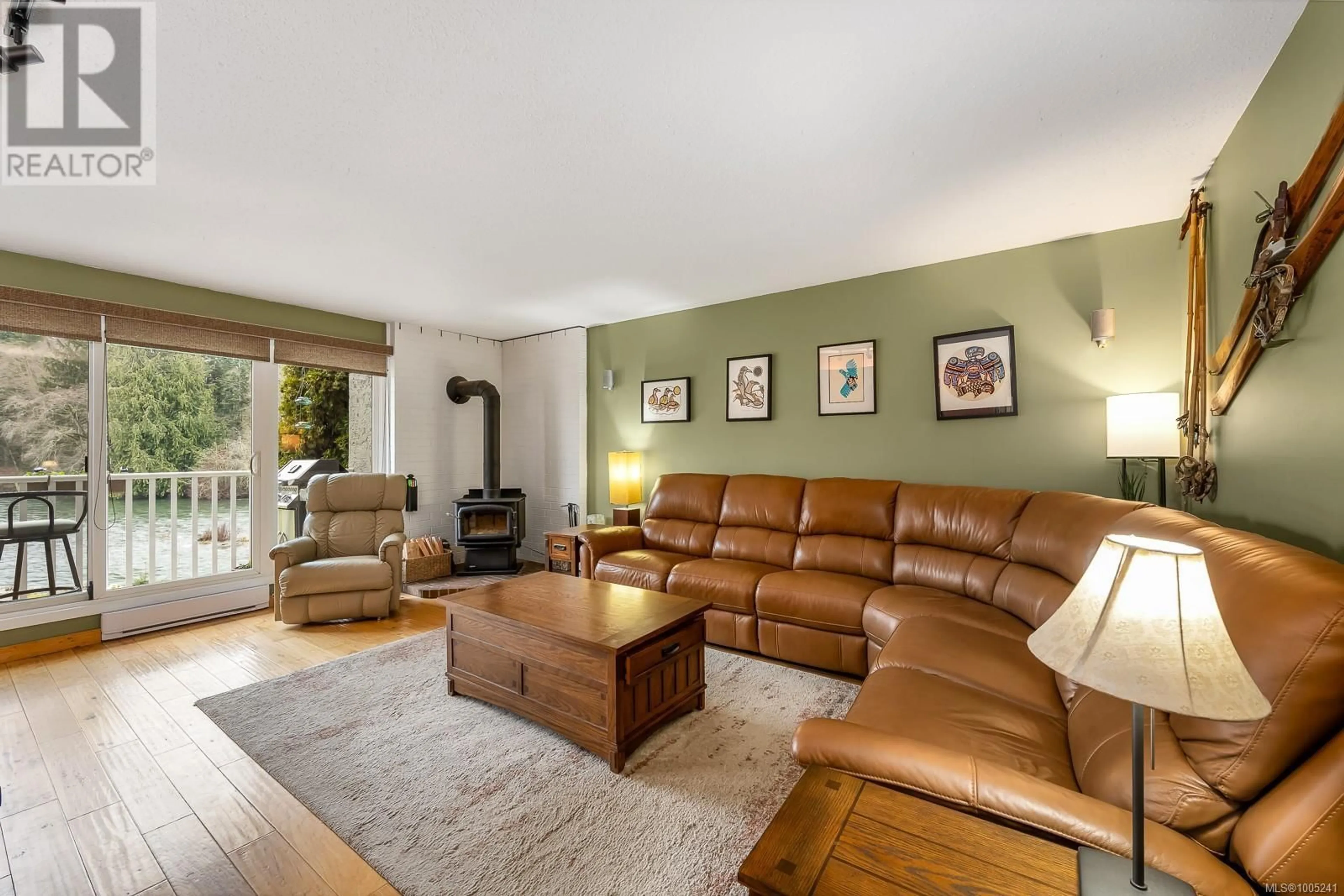 Living room with furniture, unknown for 217 - 205 1ST STREET, Courtenay British Columbia V9N1A5