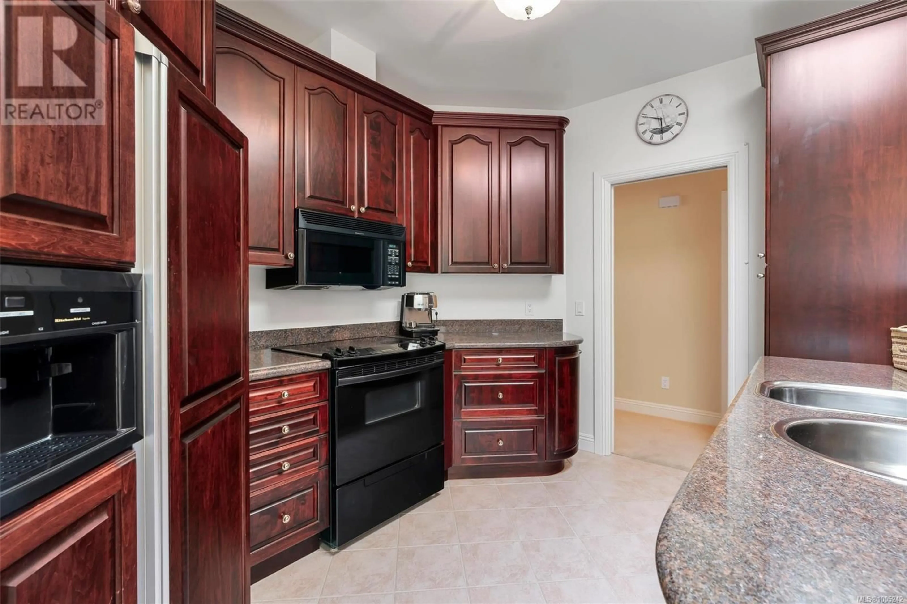 Standard kitchen, ceramic/tile floor for PH5 - 2277 OAK BAY AVENUE, Oak Bay British Columbia V8R1G6