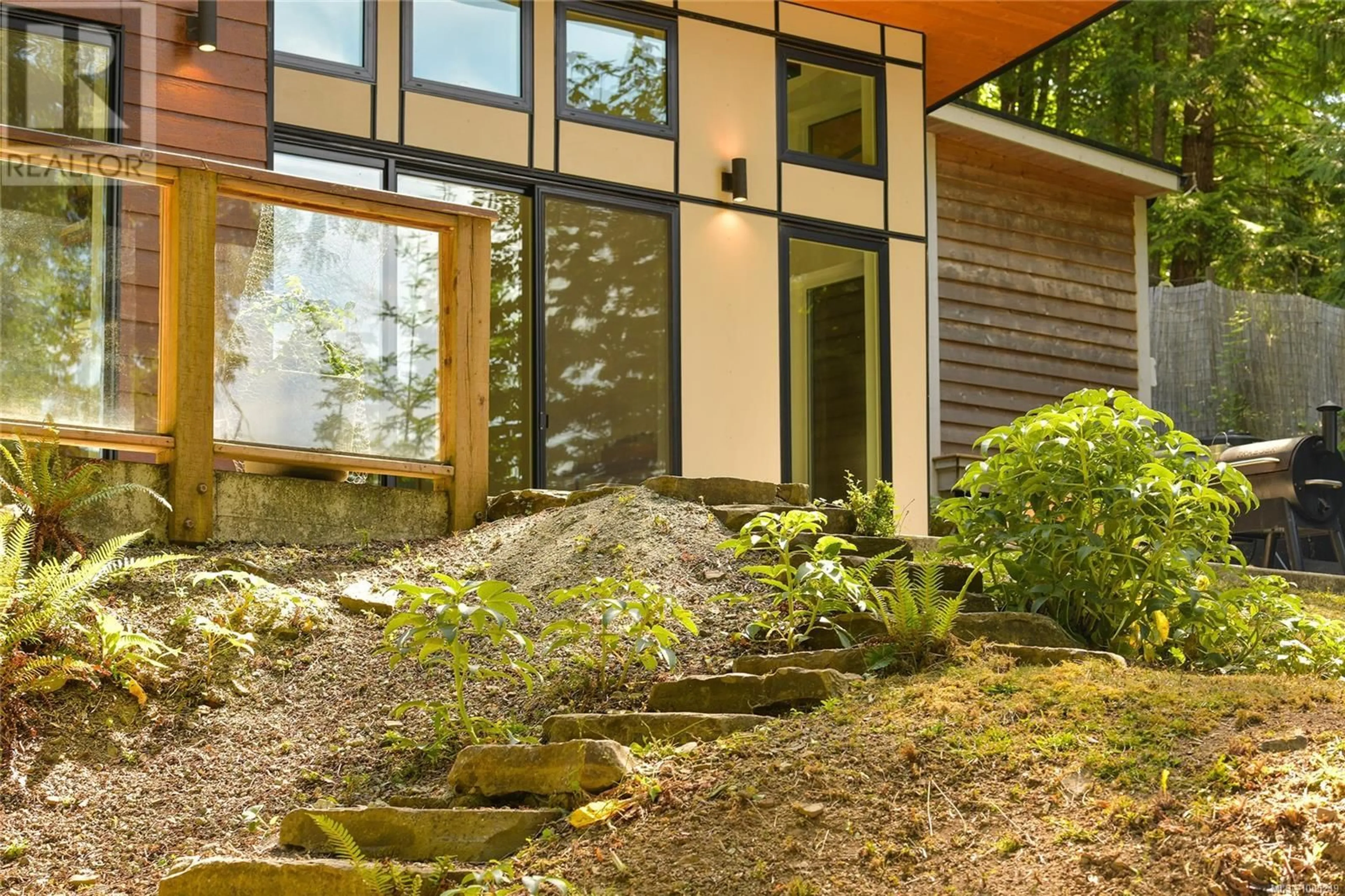 Unknown for 240 CALLAGHAN CRESCENT, Mayne Island British Columbia V0N2J2