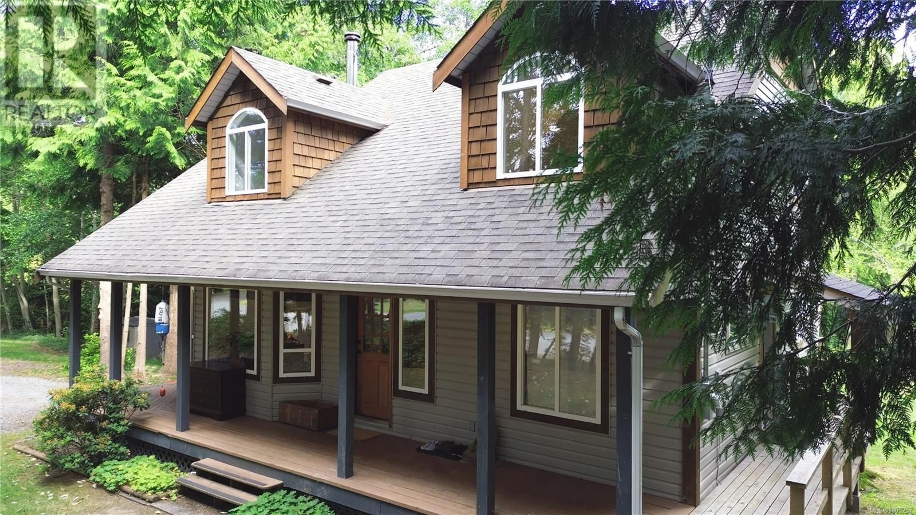 Home with vinyl exterior material, unknown for 2126 WINFIELD DRIVE, Sooke British Columbia V9Z0N1