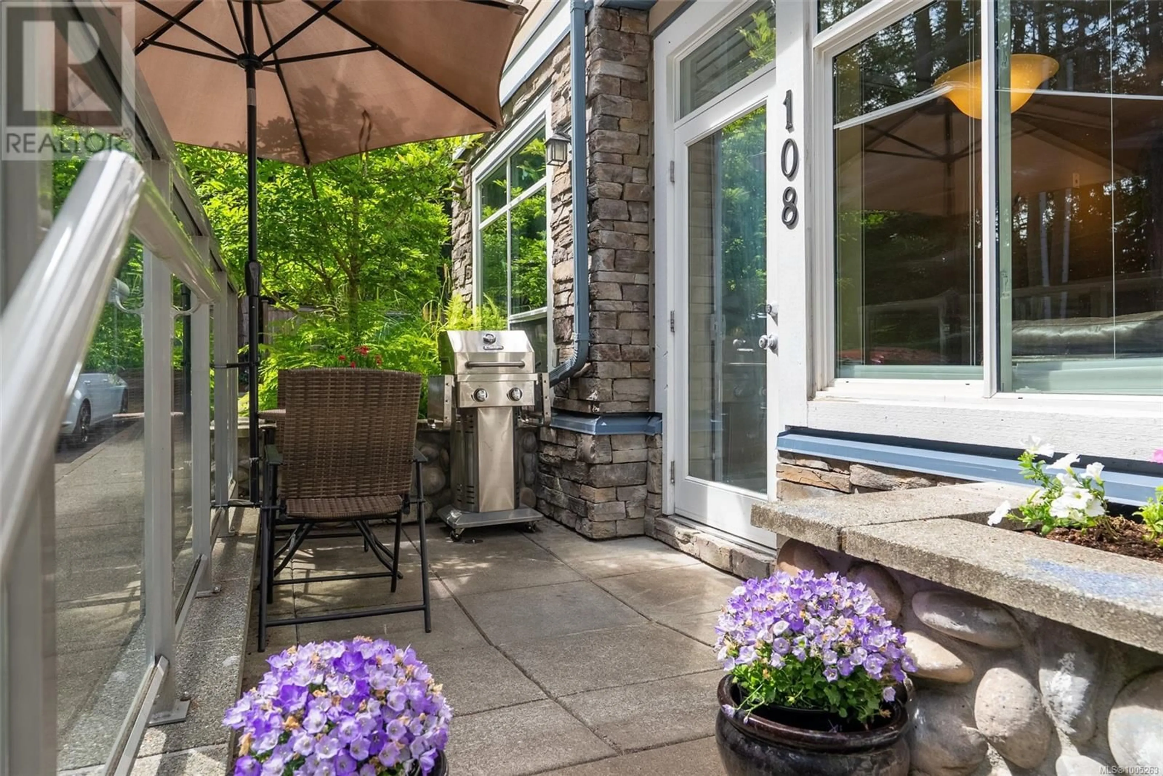 Patio, street for 108 - 608 FAIRWAY AVENUE, Langford British Columbia V9B2R9