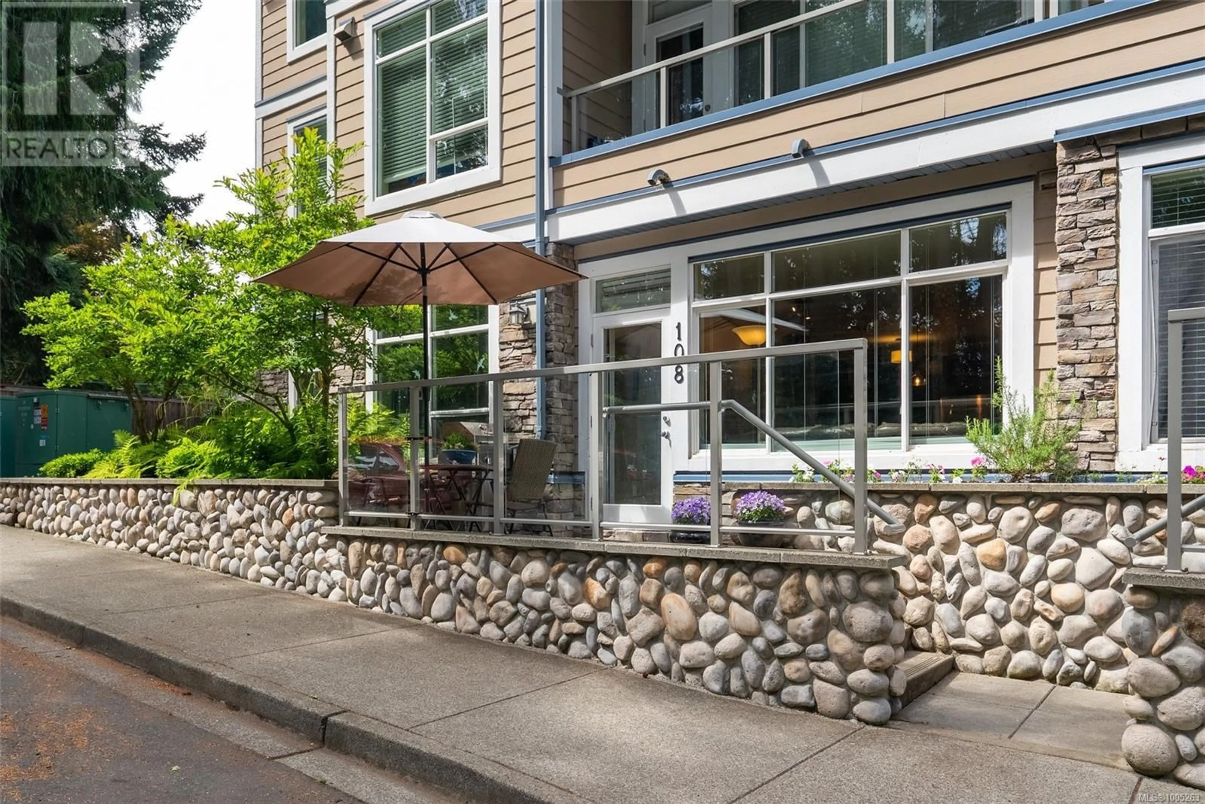 Patio, street for 108 - 608 FAIRWAY AVENUE, Langford British Columbia V9B2R9
