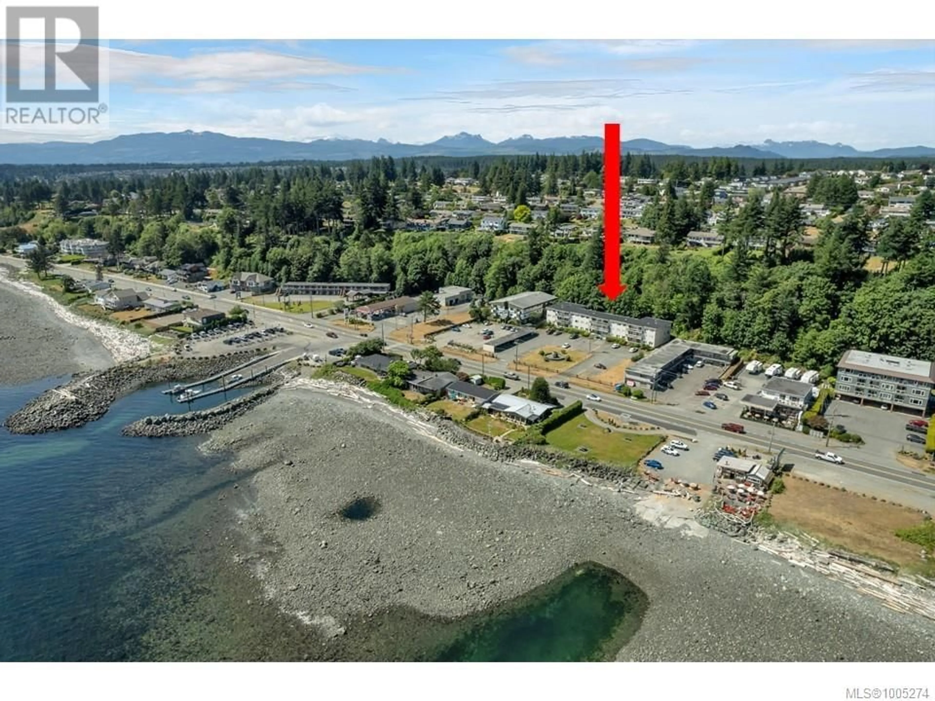 A pic from outside/outdoor area/front of a property/back of a property/a pic from drone, water/lake/river/ocean view for 21 - 940 ISLAND HIGHWAY SOUTH, Campbell River British Columbia V9W1B1
