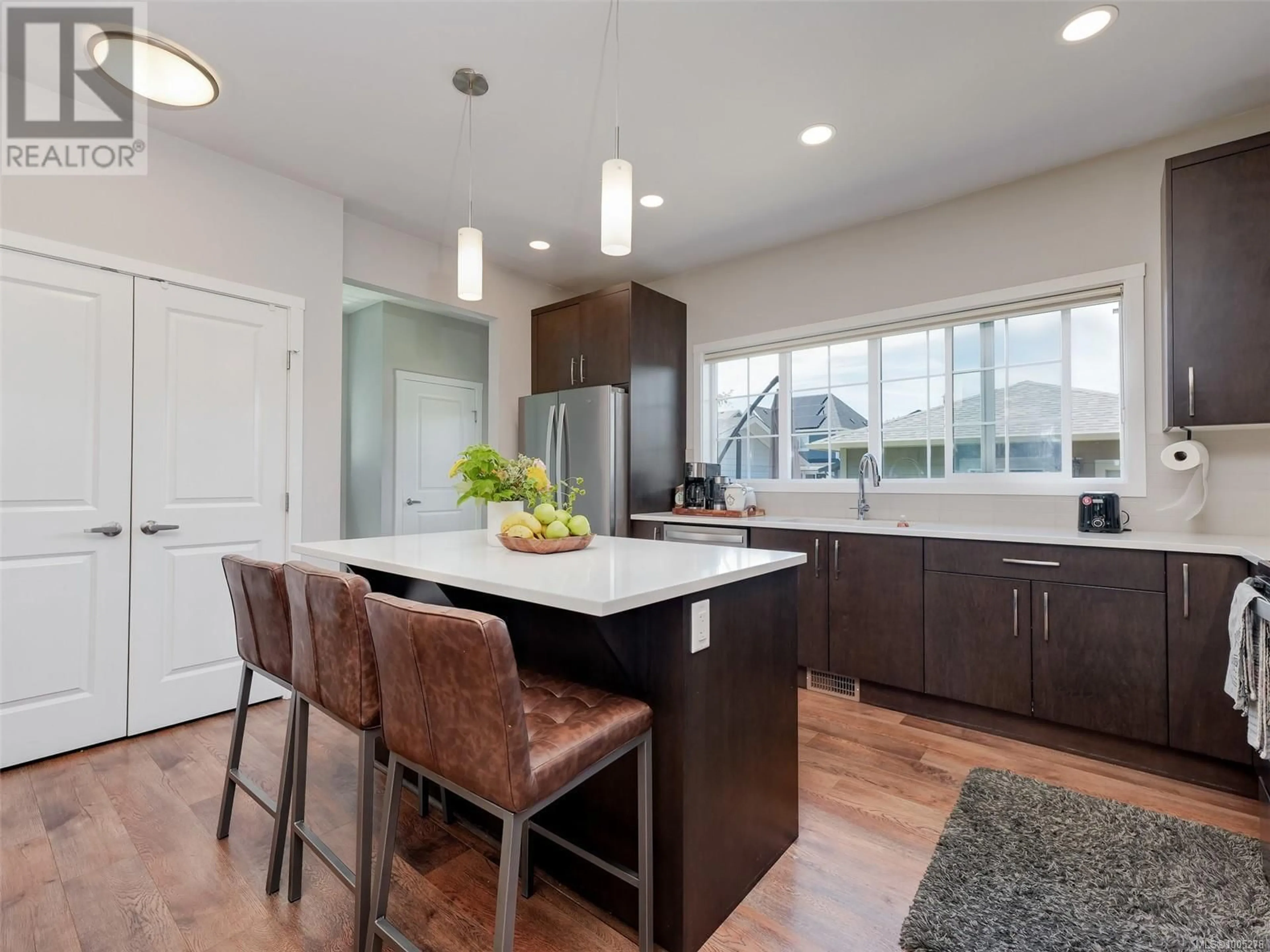 Open concept kitchen, unknown for 3380 CURLEW STREET, Colwood British Columbia V9C0P3