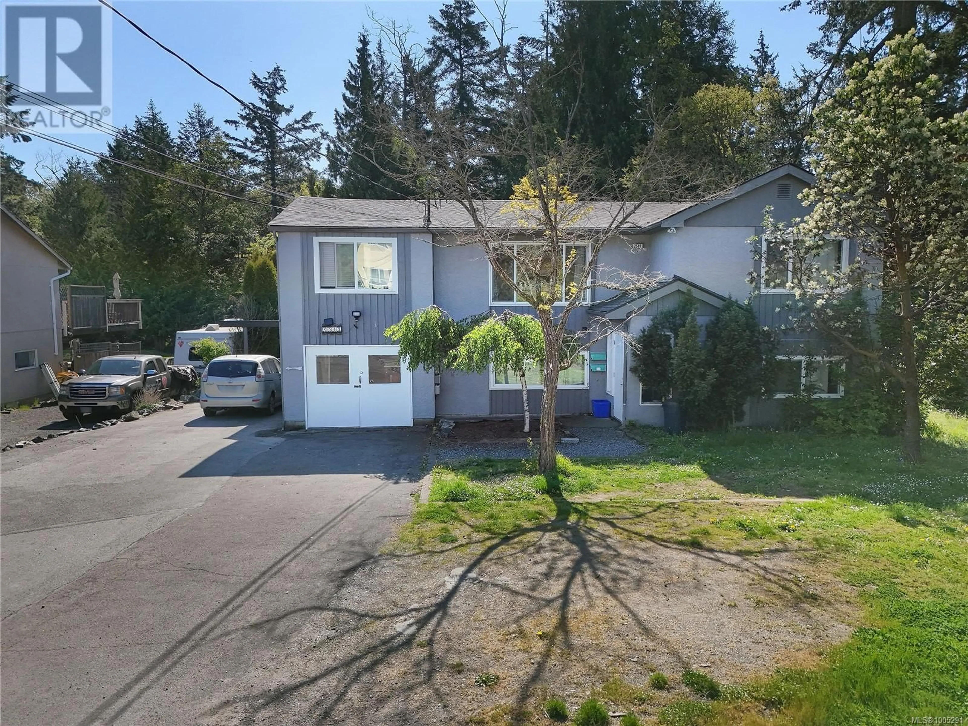 A pic from outside/outdoor area/front of a property/back of a property/a pic from drone, street for 2589 WENTWICH ROAD, Langford British Columbia V9B3N5