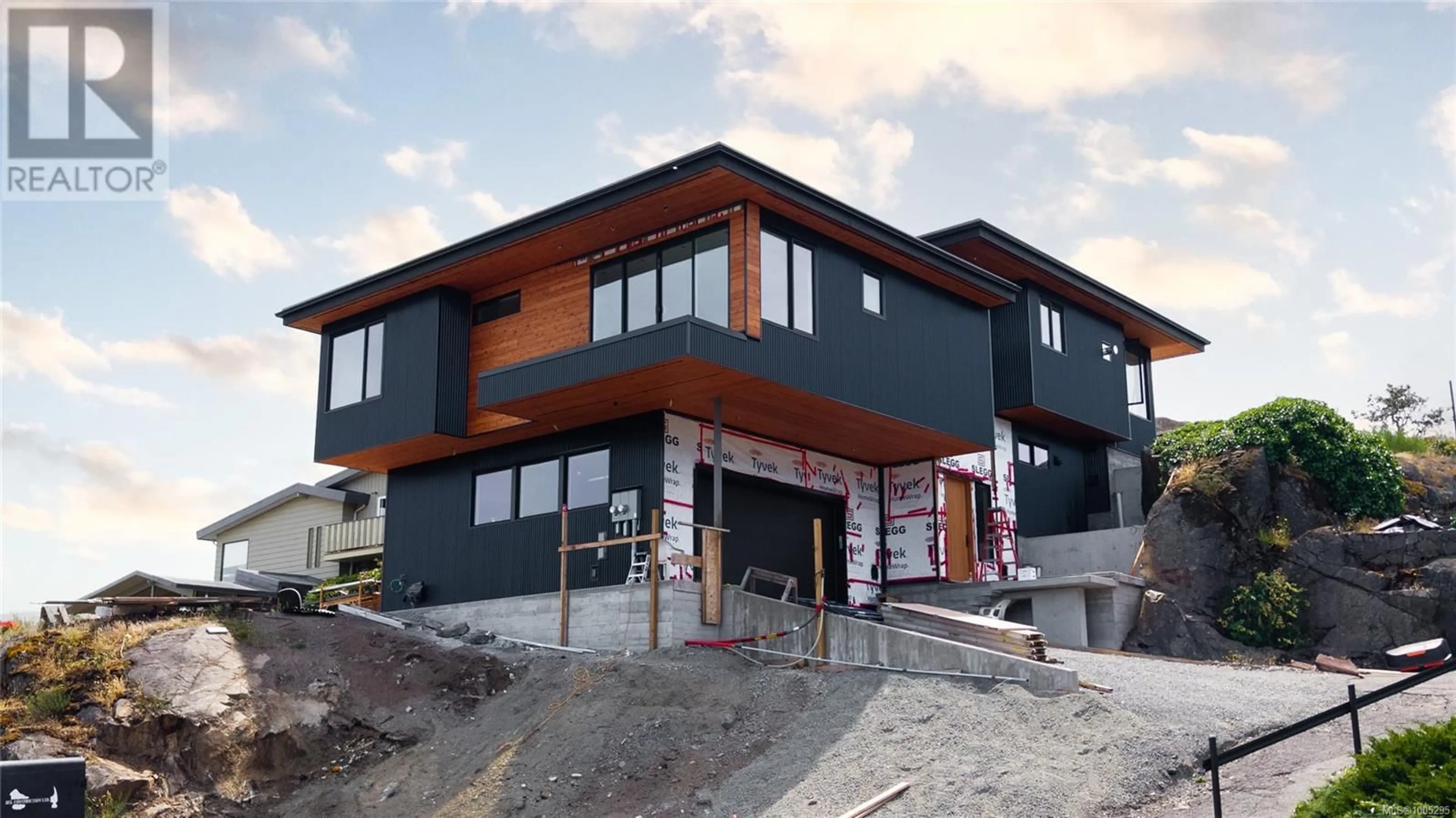 Home with brick exterior material, building for 3700 KOOTENAY PLACE, Saanich British Columbia V8P2G2
