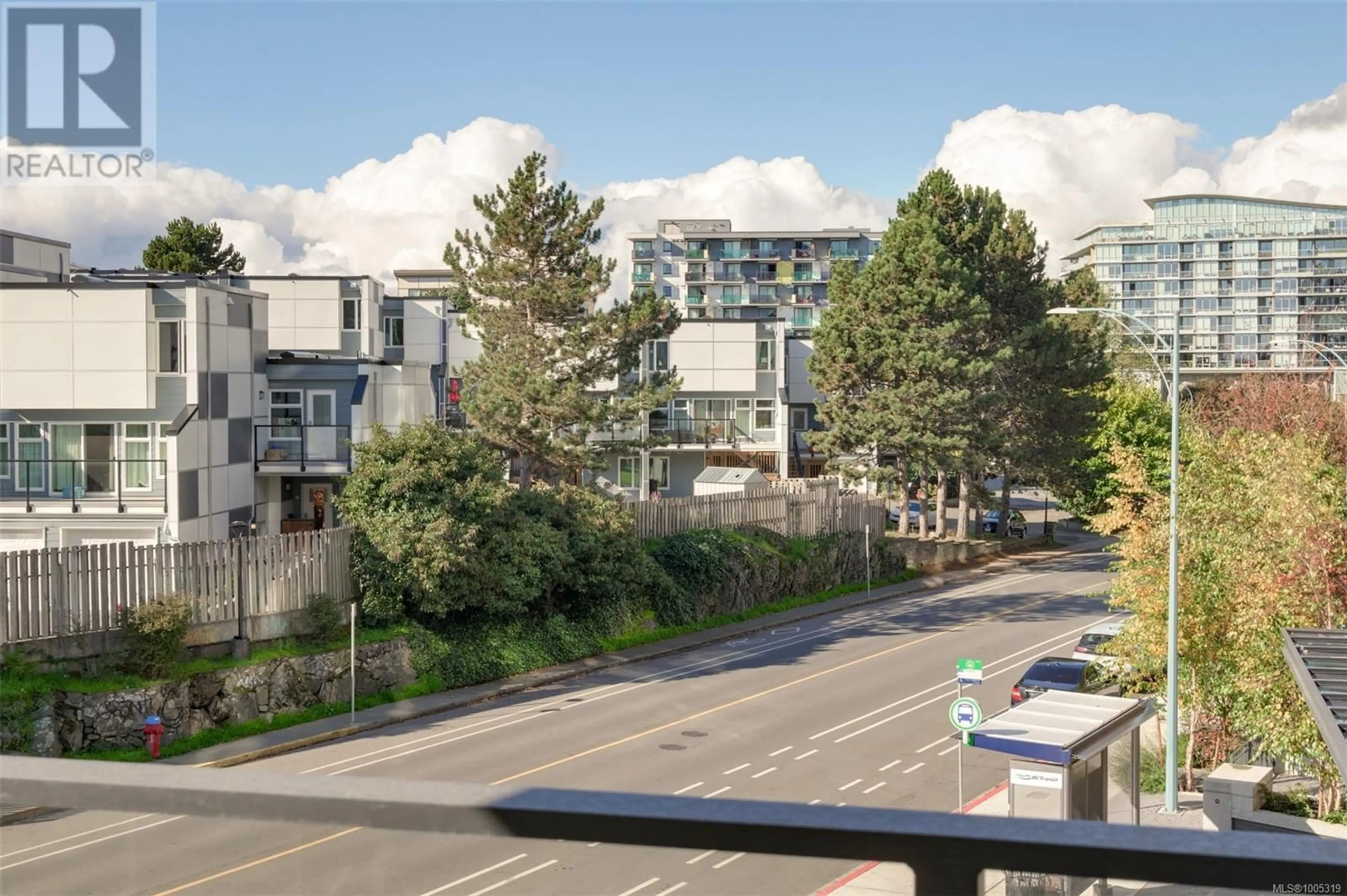 Unknown for 305 - 363 TYEE ROAD, Victoria British Columbia V9A0B5