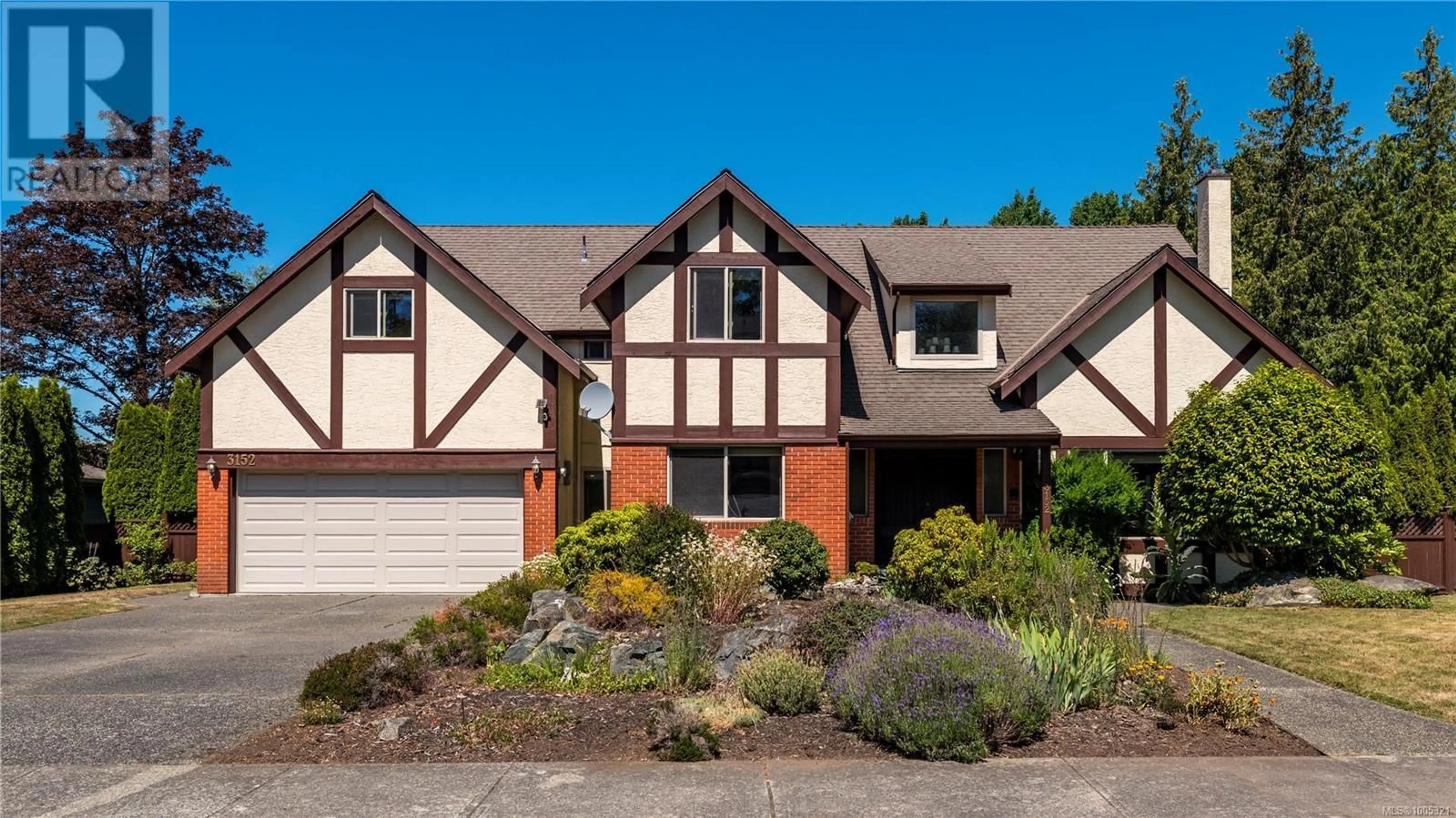 Home with brick exterior material, street for 3152 WESSEX CLOSE, Oak Bay British Columbia V8P5N2