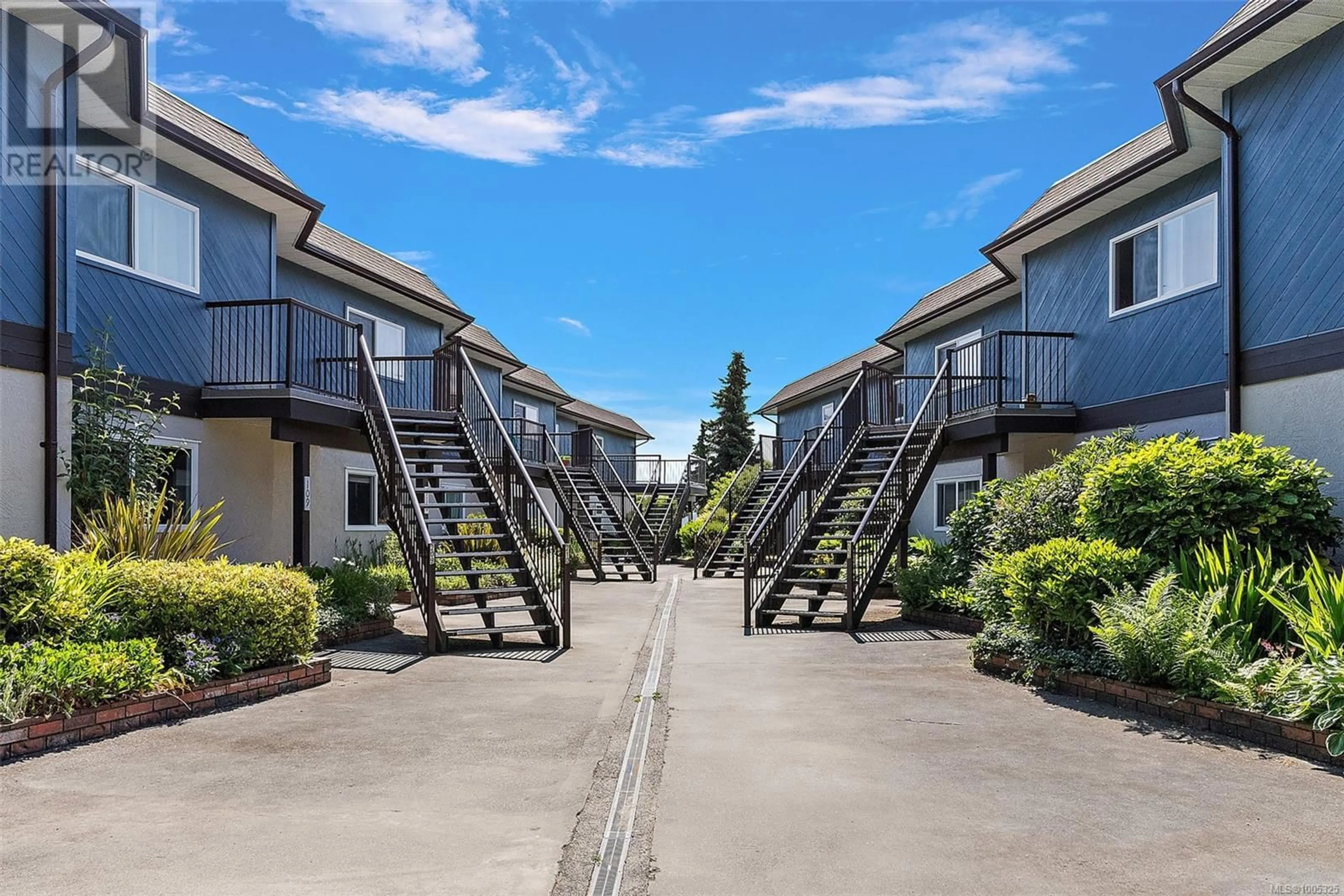 Patio, street for 113 - 1991 KALTASIN ROAD, Sooke British Columbia V9Z0B7