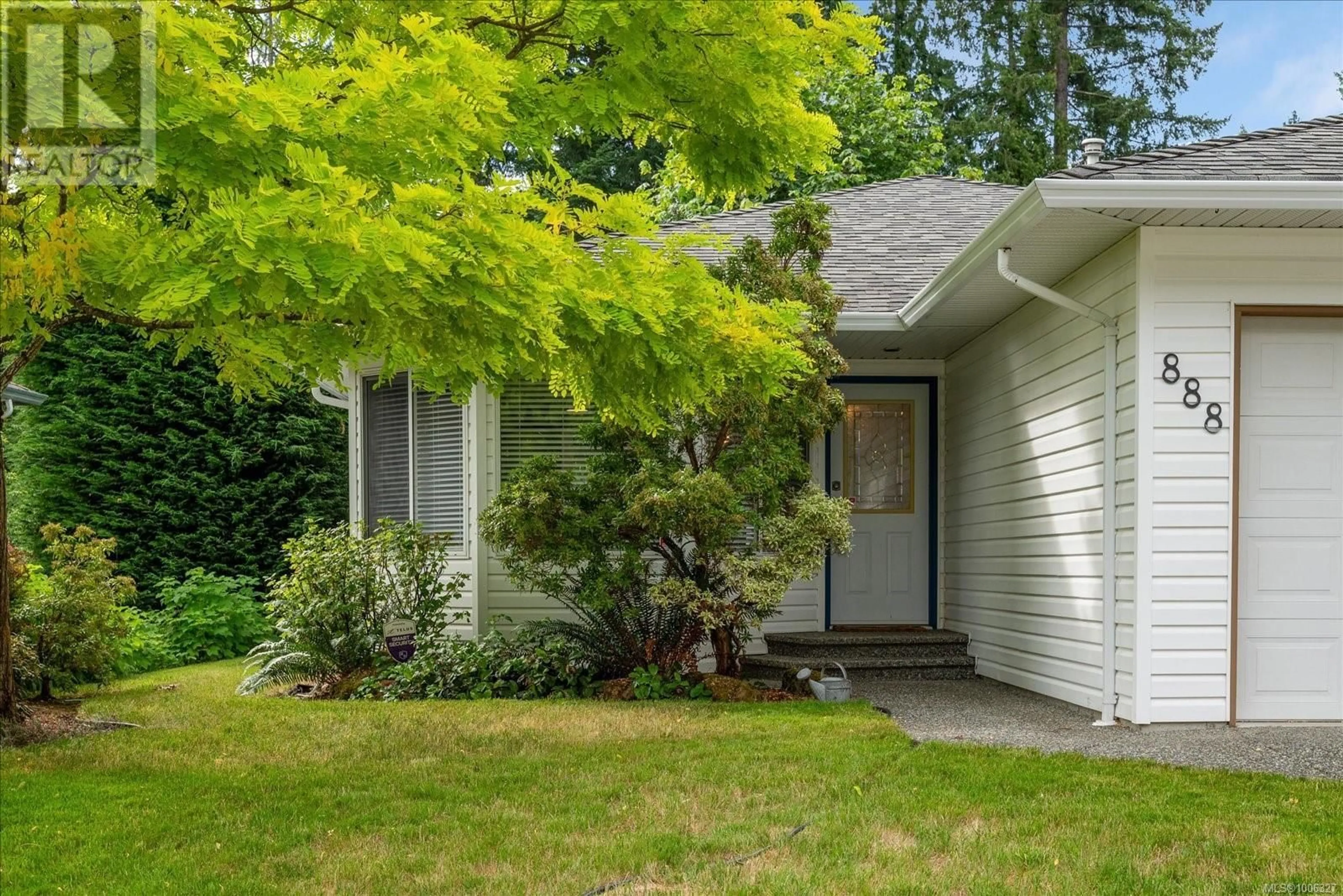 Home with vinyl exterior material, street for 888 BROOKFIELD DRIVE, Nanaimo British Columbia V9R6P4