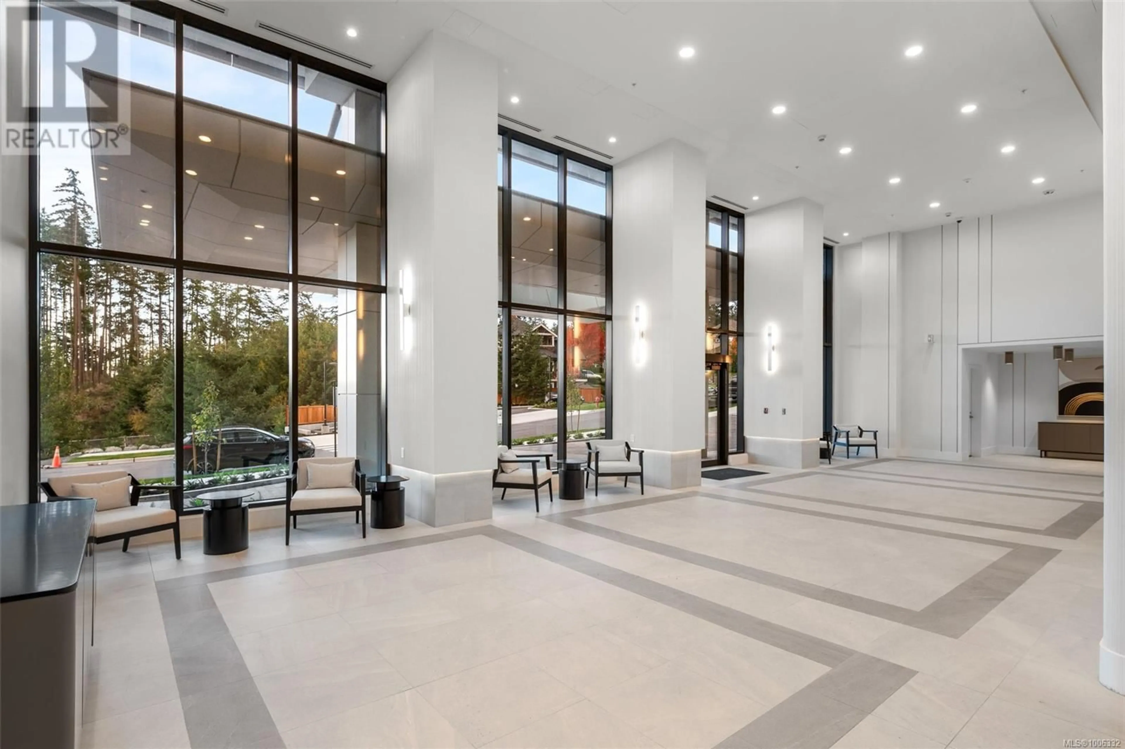 Lobby for 703 - 2000 HANNINGTON ROAD, Langford British Columbia V9B7C1