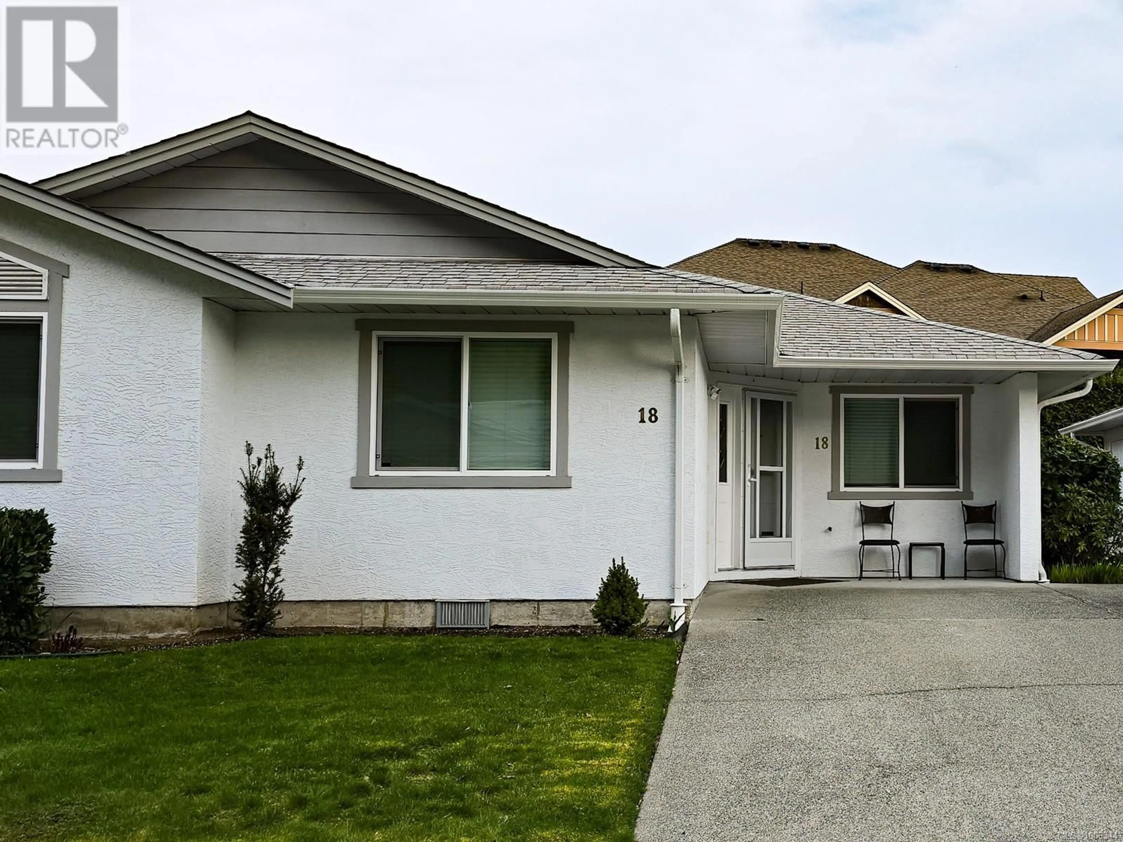 Home with vinyl exterior material, street for 18 - 2458 LABIEUX ROAD, Nanaimo British Columbia V9T3M6