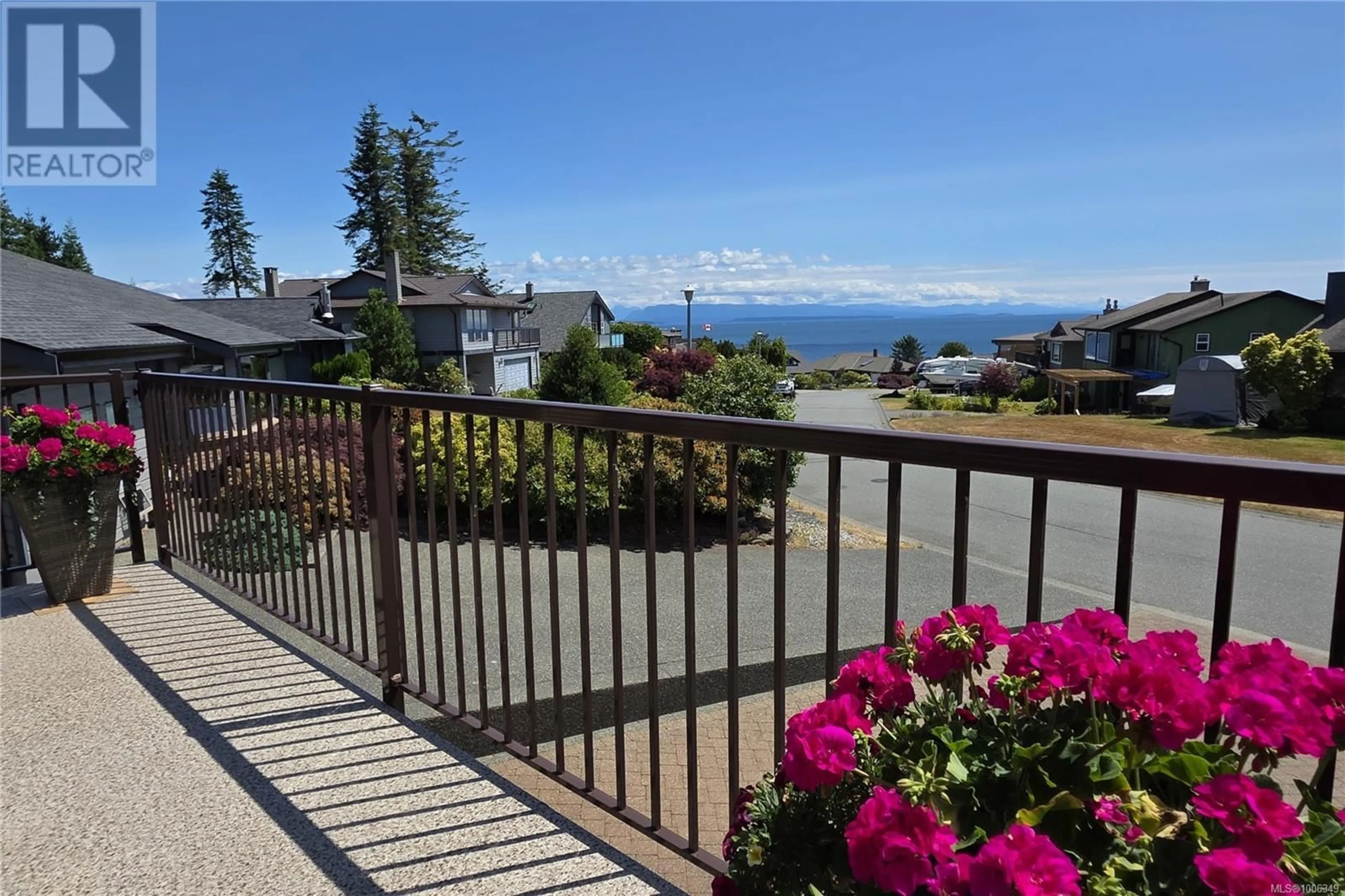 Patio, water/lake/river/ocean view for 1613 PASSAGE VIEW DRIVE, Campbell River British Columbia V9W6L2