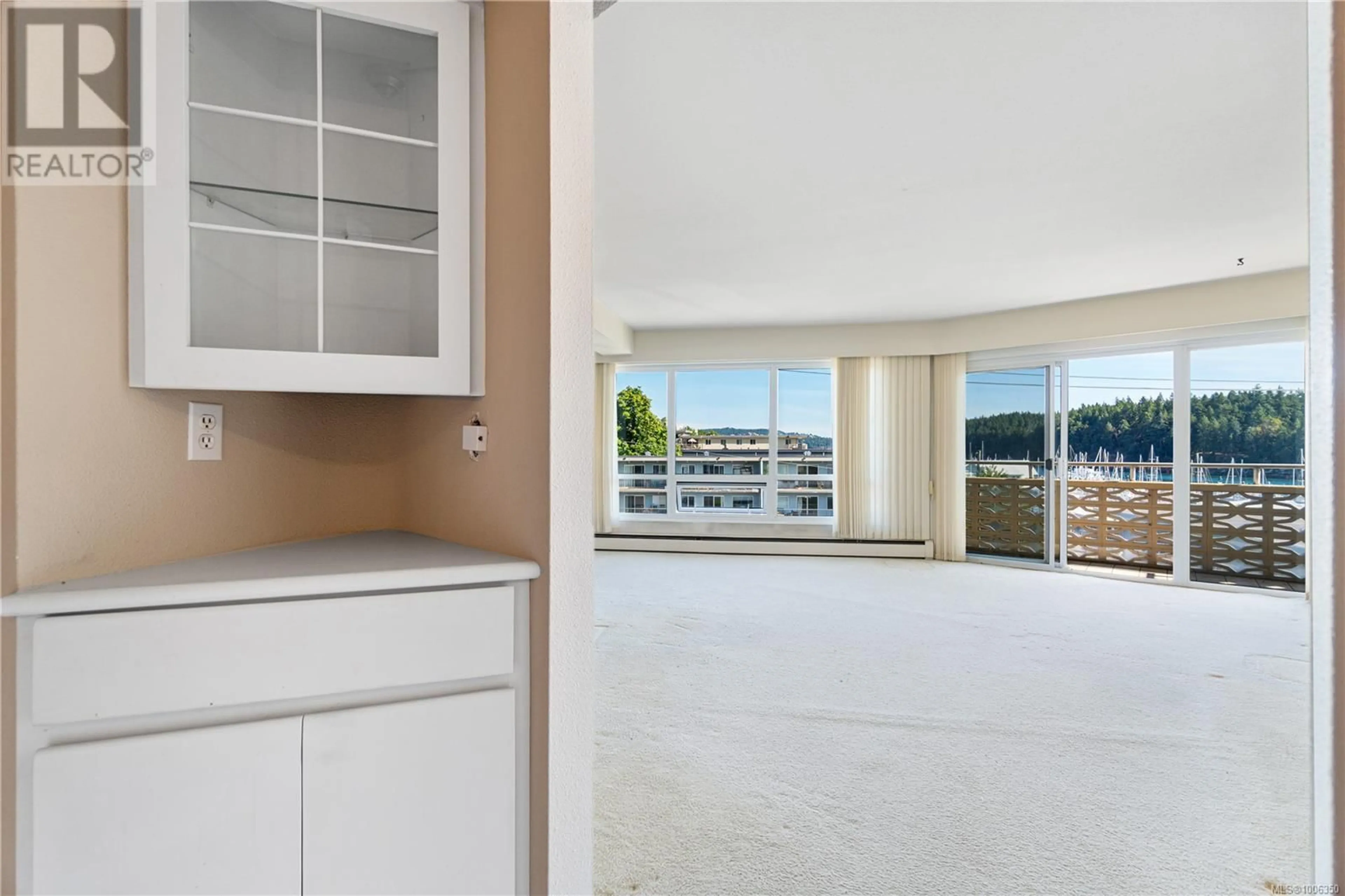 Open concept kitchen, unknown for 301 - 375 NEWCASTLE AVENUE, Nanaimo British Columbia V9S4H9