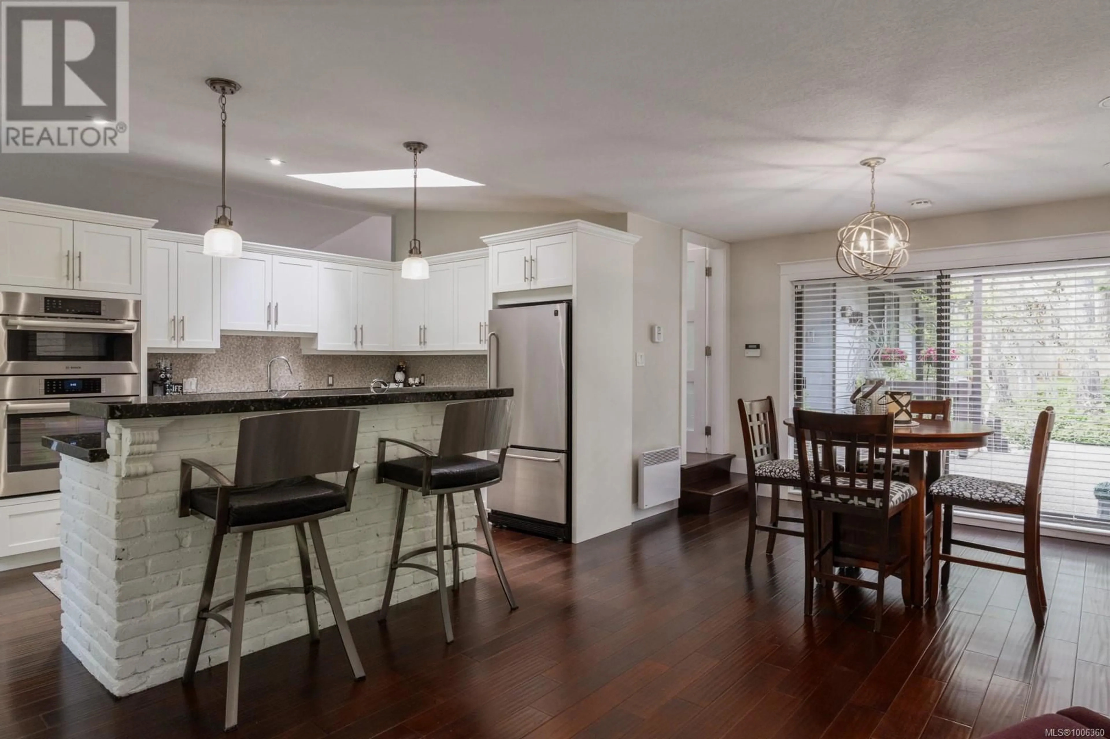 Open concept kitchen, unknown for 4461 SUNNYWOOD PLACE, Saanich British Columbia V8X4N5