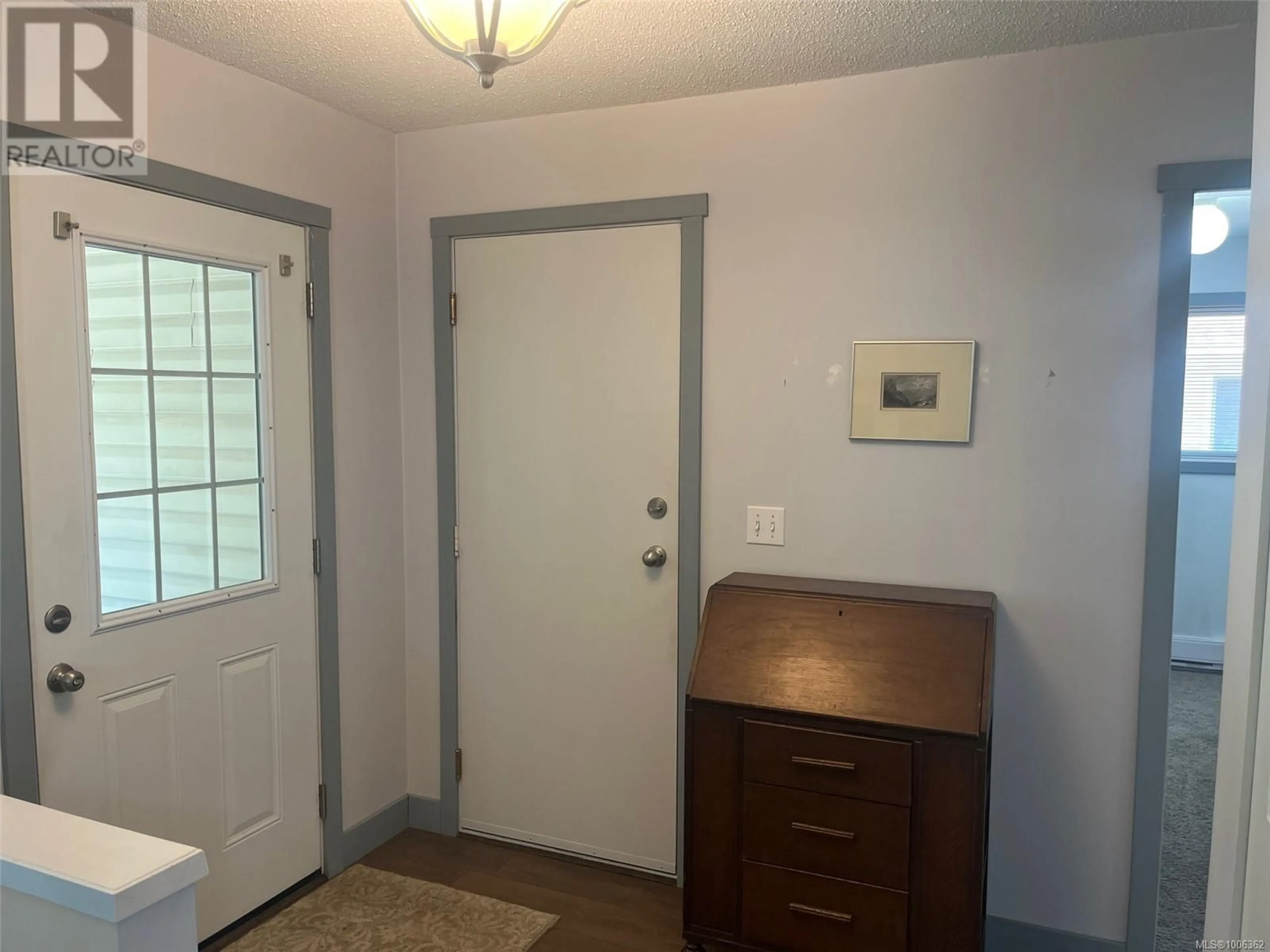 A pic of a room for 440 HILLCREST AVENUE, Nanaimo British Columbia V9R3M1