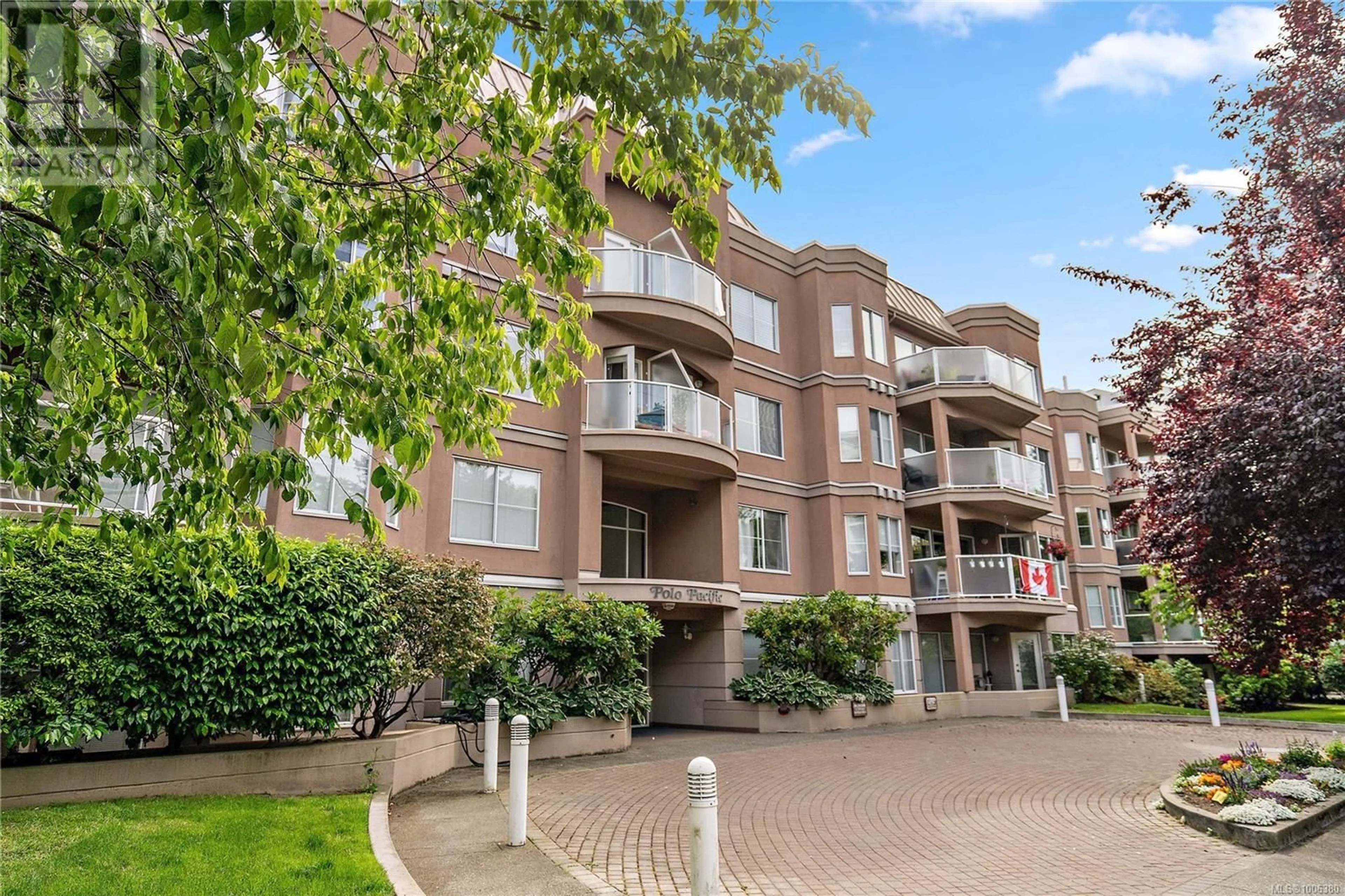 Patio, unknown for 205 - 405 QUEBEC STREET, Victoria British Columbia V8V4Z2