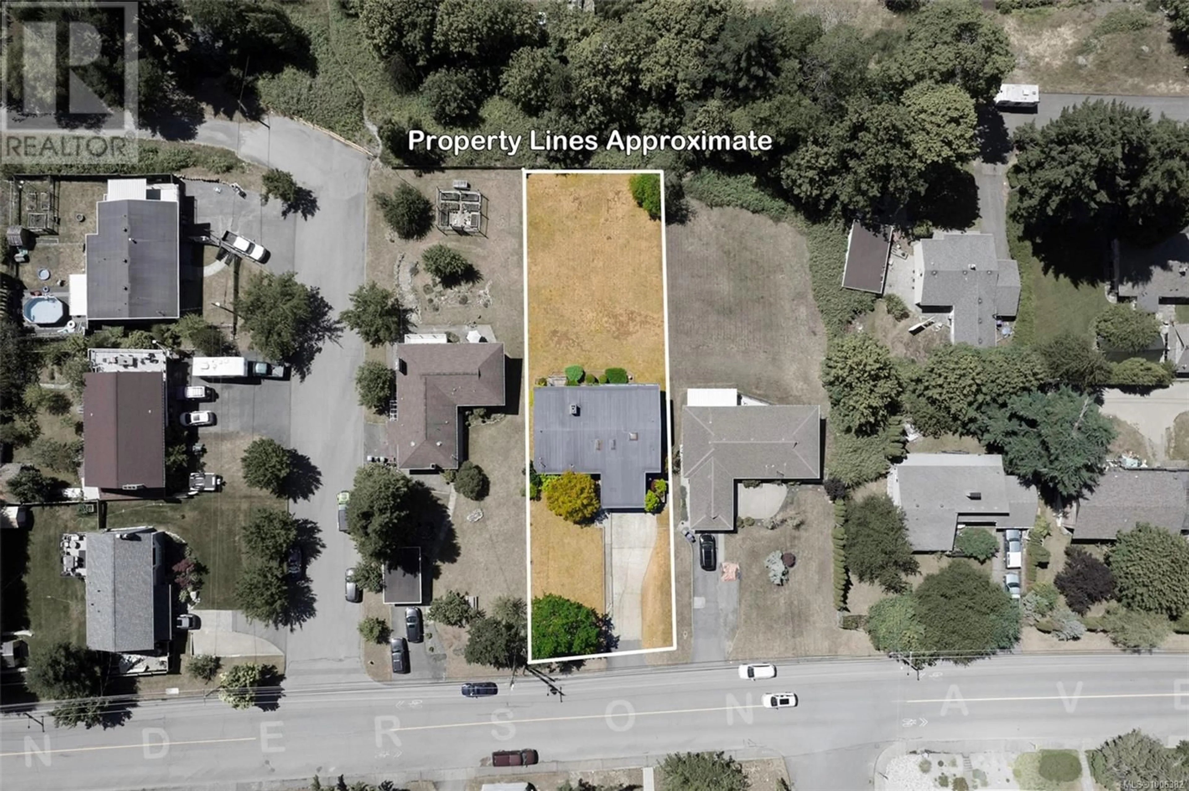 A pic from outside/outdoor area/front of a property/back of a property/a pic from drone, street for 2428 ANDERSON AVENUE, Port Alberni British Columbia V9Y2W4