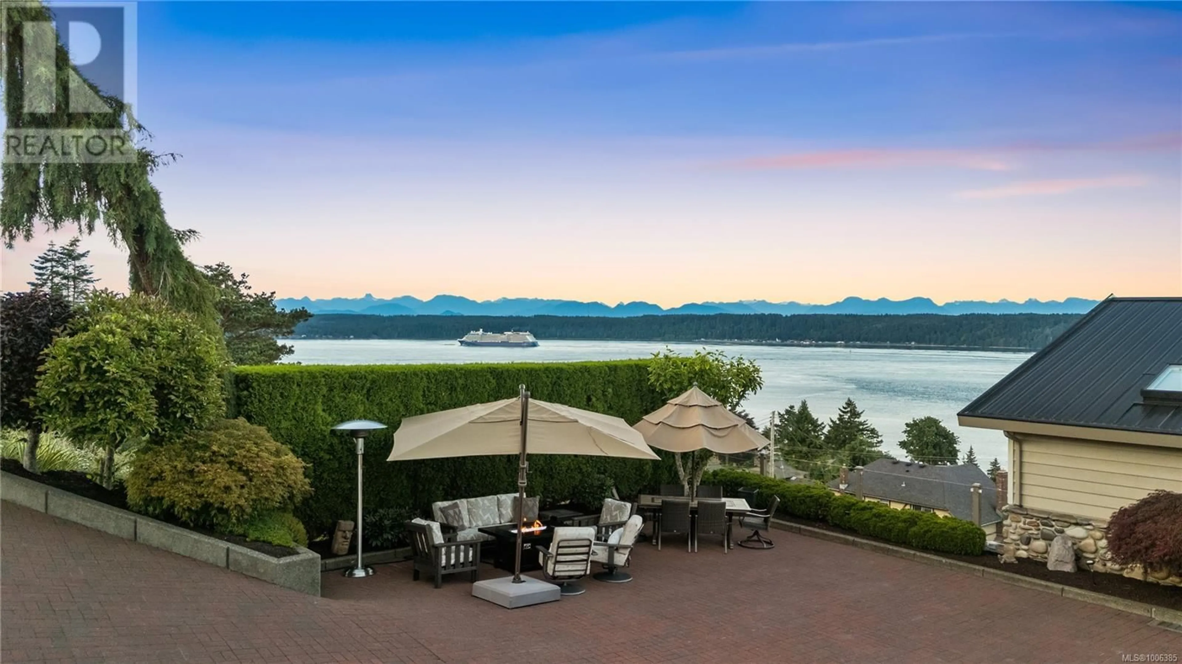 Patio, water/lake/river/ocean view for 433 EAGLE RIDGE ROAD, Campbell River British Columbia V9W6B4