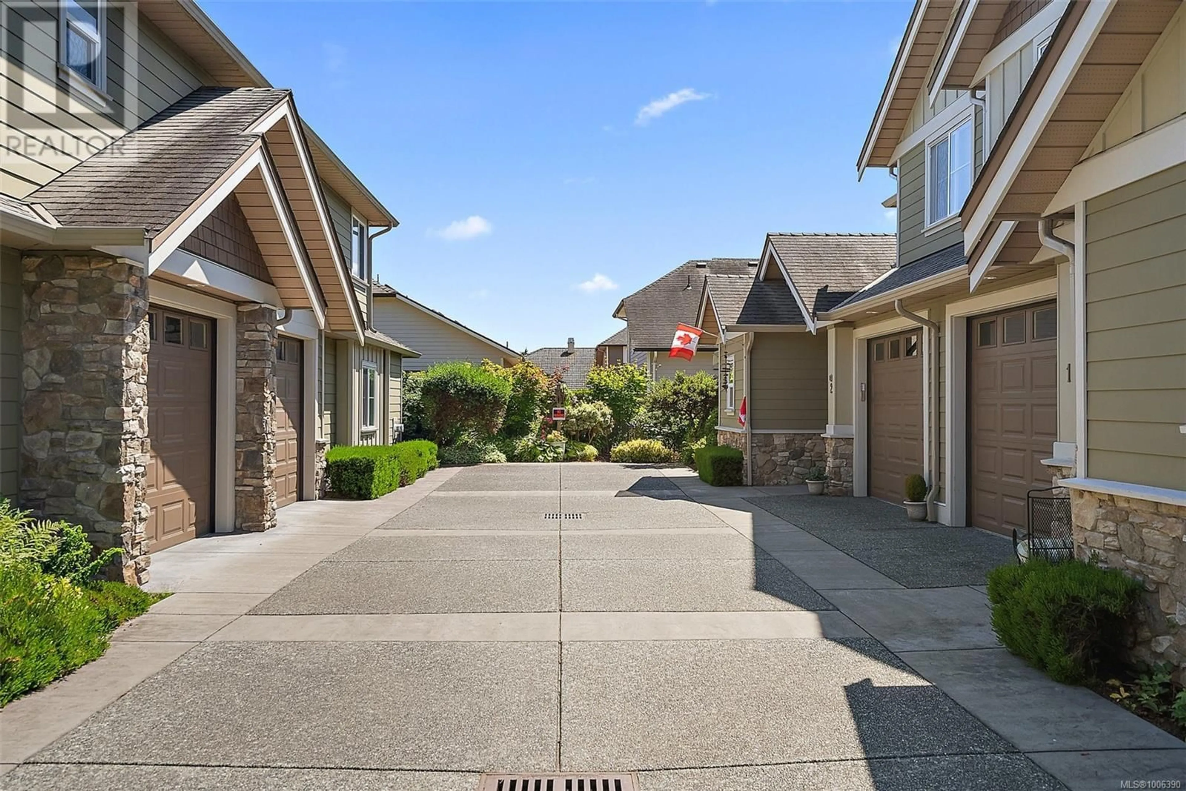 Patio, street for 4 - 2449 MALAVIEW AVENUE, Sidney British Columbia V8L2G4