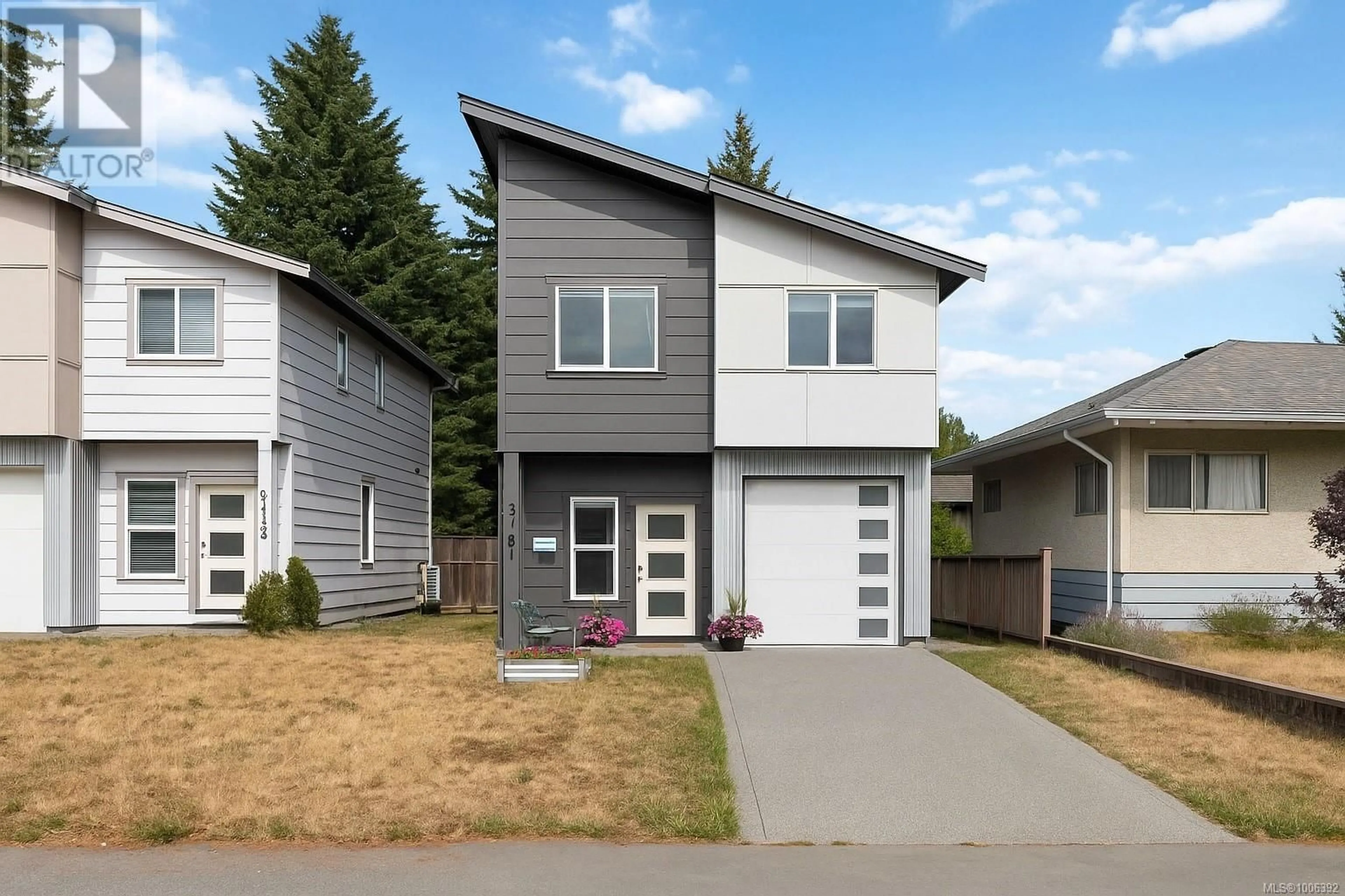 Home with vinyl exterior material, street for 3181 AYTON PLACE, Langford British Columbia V9B4C3
