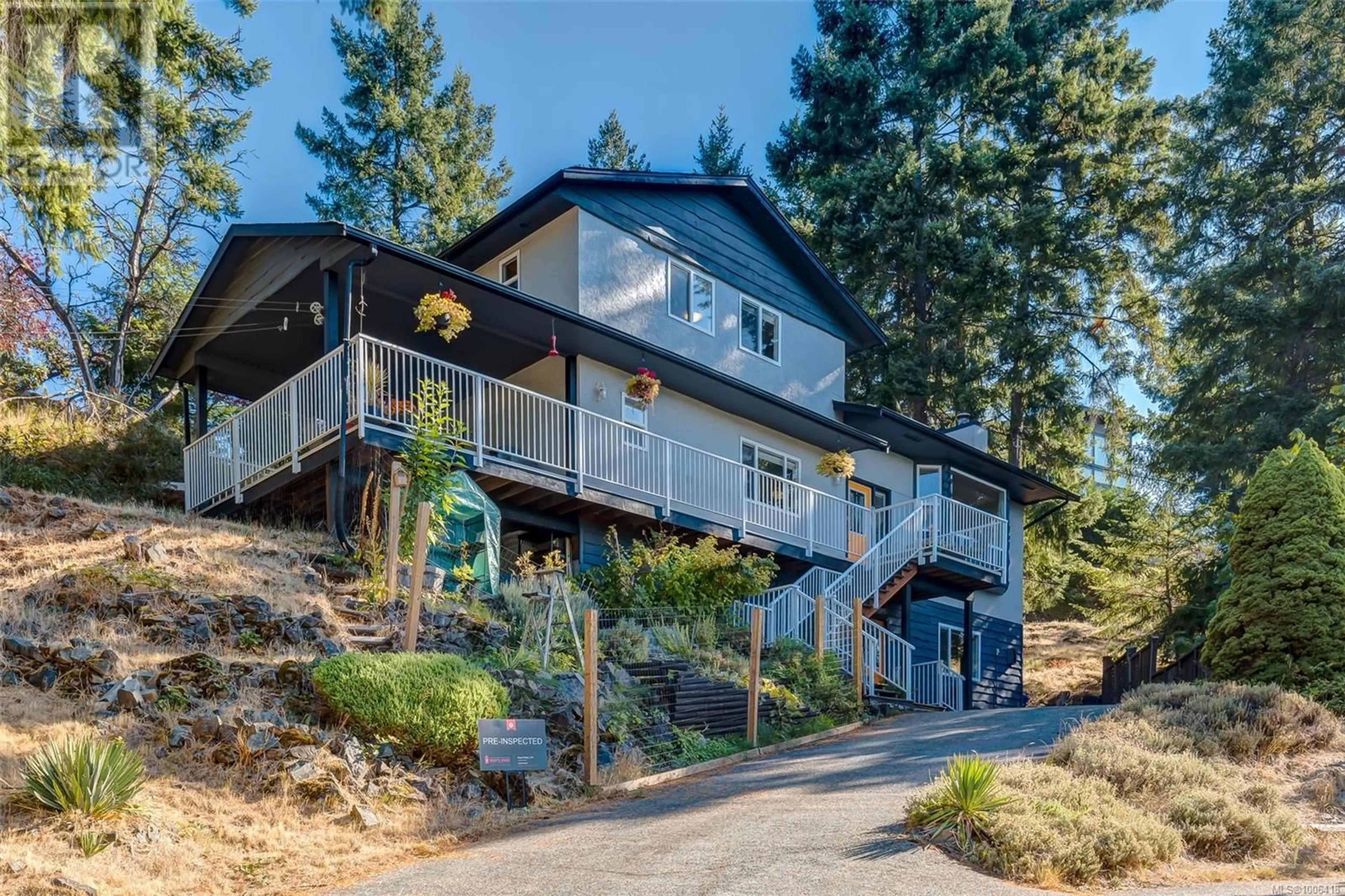Home with vinyl exterior material, unknown for 1675 KING JOHN ROAD, Nanaimo British Columbia V9T3C3