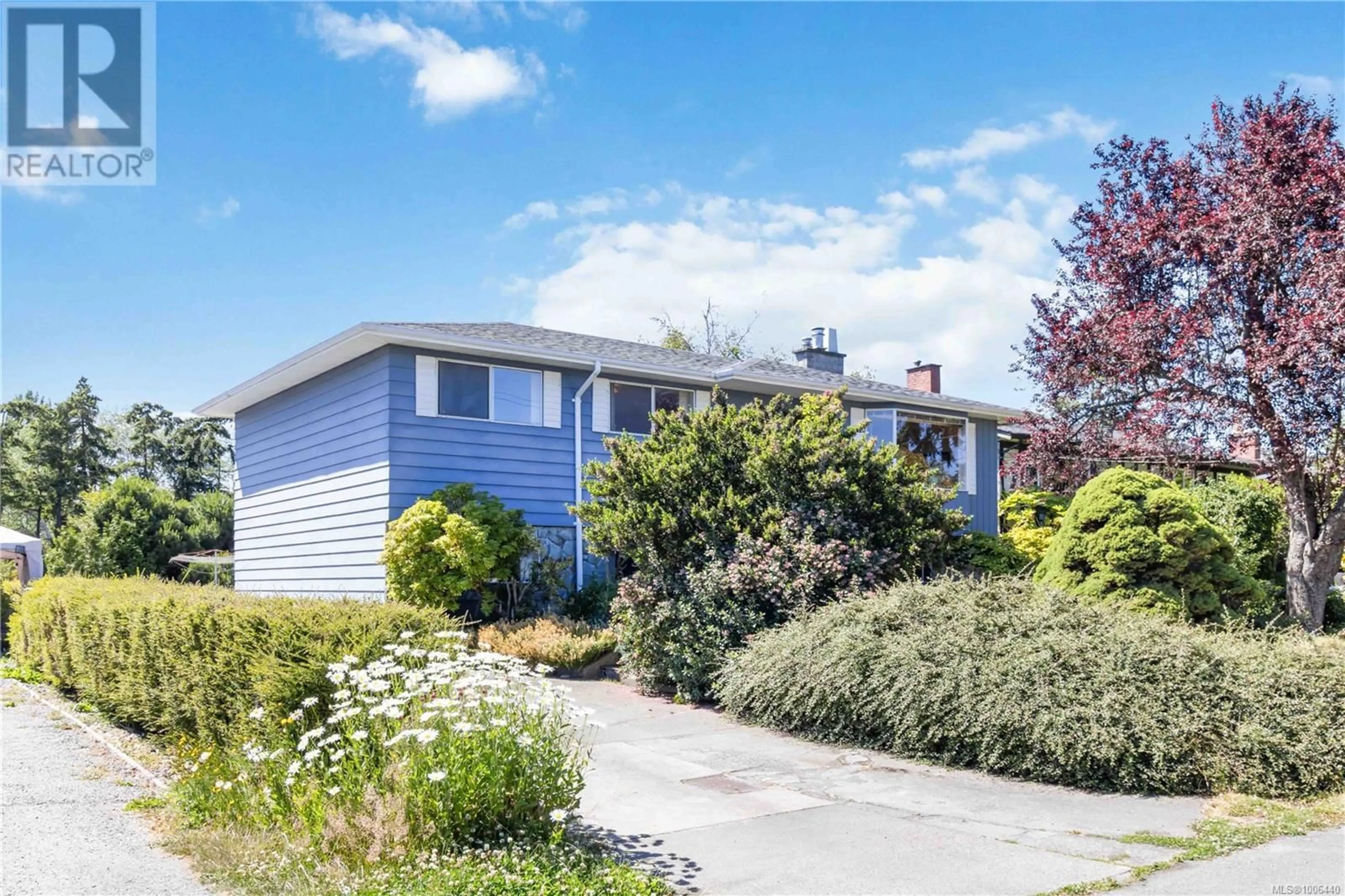 Home with vinyl exterior material, street for 9924 BESSREDGE PLACE, Sidney British Columbia V8L3M2