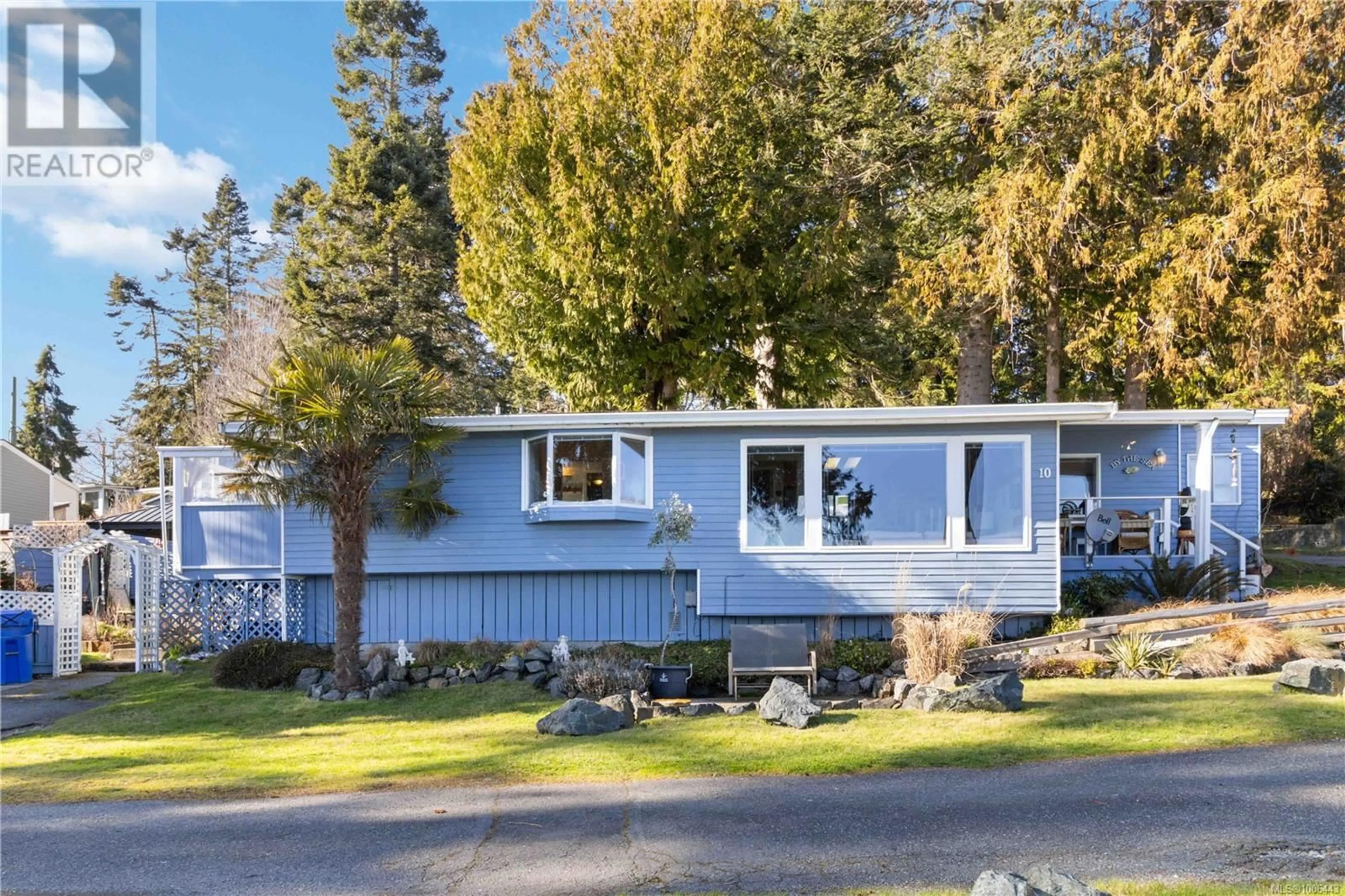 Home with vinyl exterior material, street for 10 - 8177 WEST COAST ROAD, Sooke British Columbia V9Z1E2