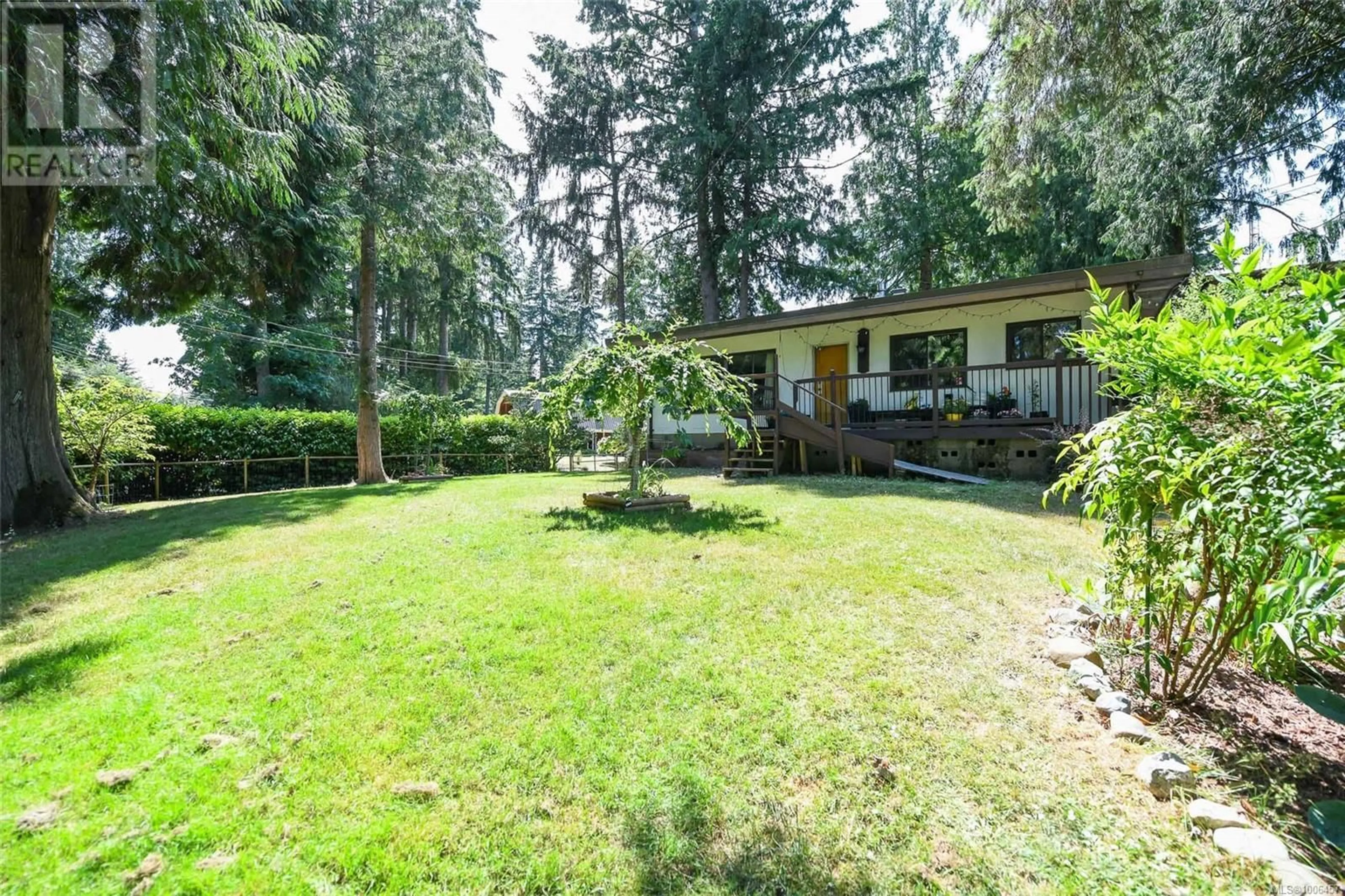 Patio, forest/trees view for 3822 ROYSTON ROAD, Courtenay British Columbia V0R2V0