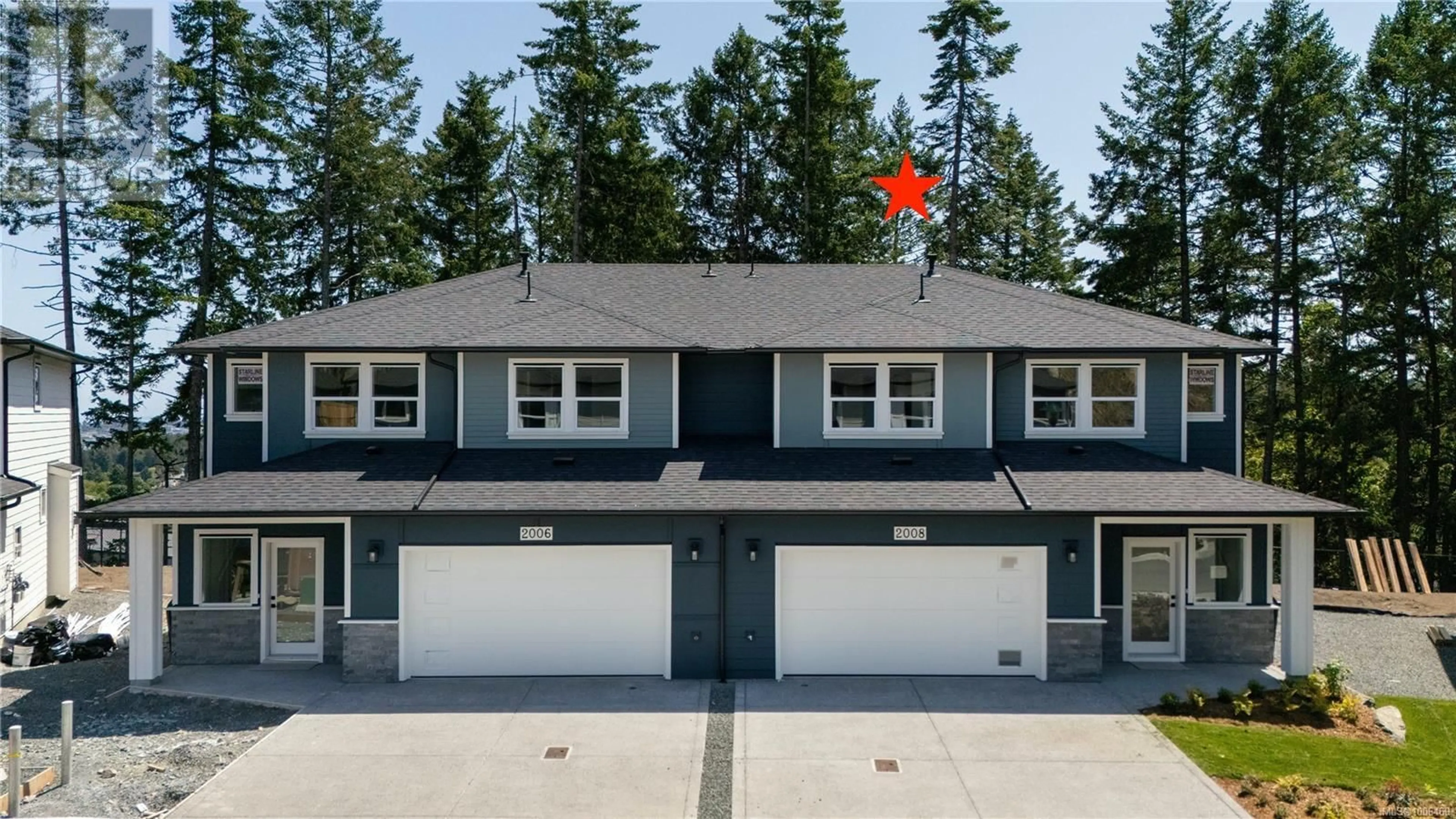 Home with vinyl exterior material, street for 2008 WEST PARK LANE, View Royal British Columbia V9B5Z2
