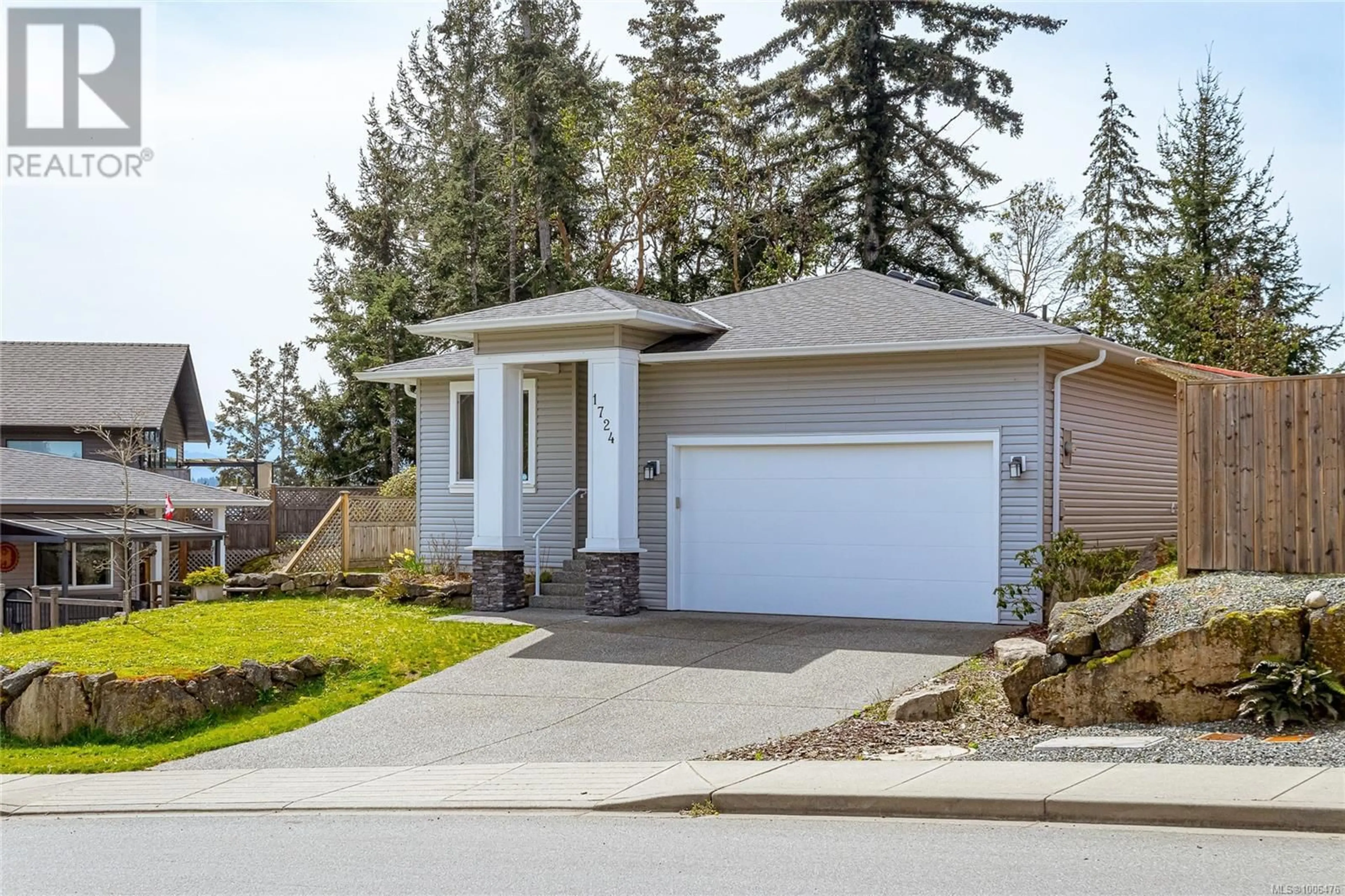 Home with vinyl exterior material, street for 1724 HARAMBE WAY, Nanaimo British Columbia V9X0B3