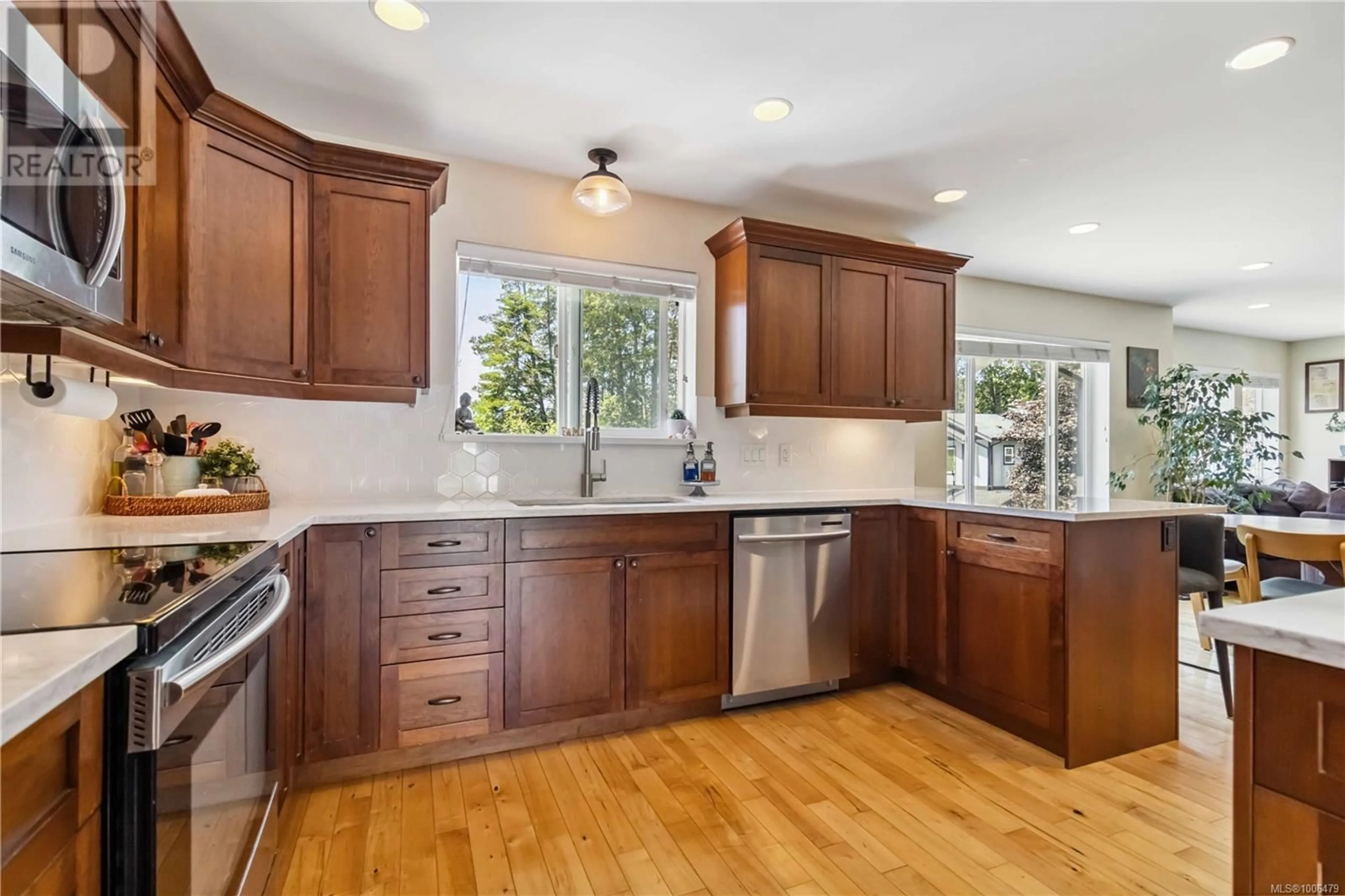 Open concept kitchen, unknown for 971 RATTANWOOD PLACE, Langford British Columbia V9C0C7