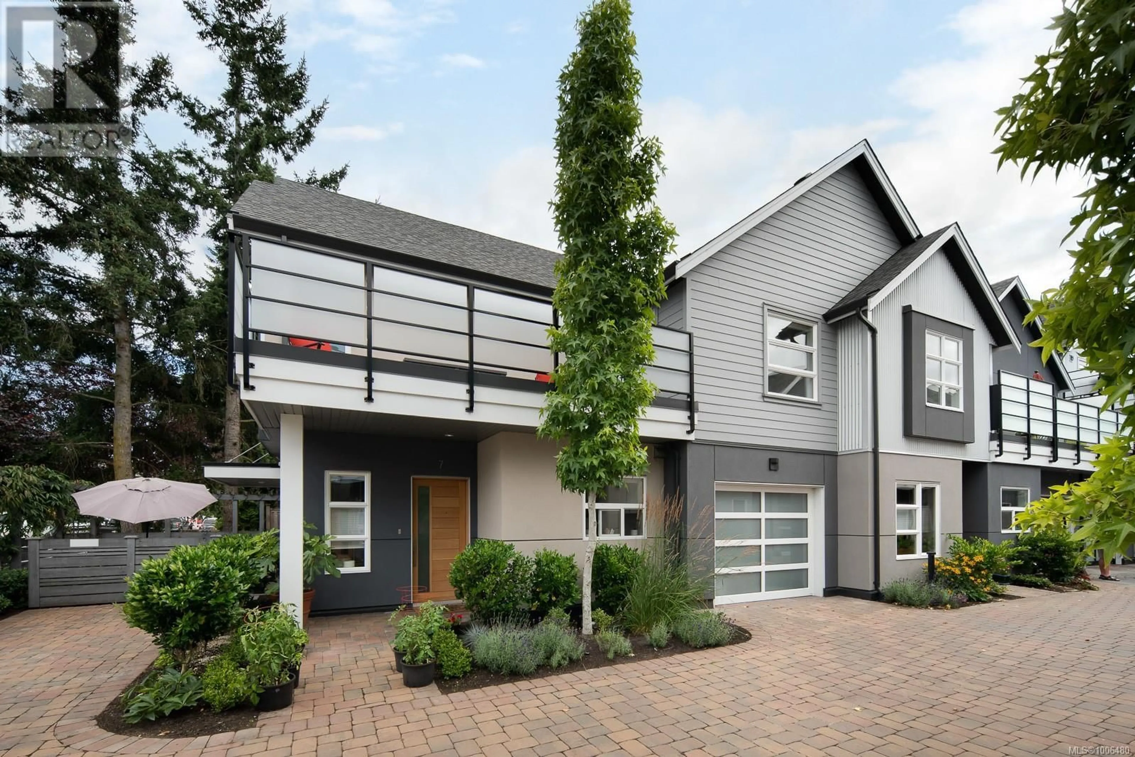Home with brick exterior material, street for 7 - 9889 SEVENTH STREET, Sidney British Columbia V8L2V8