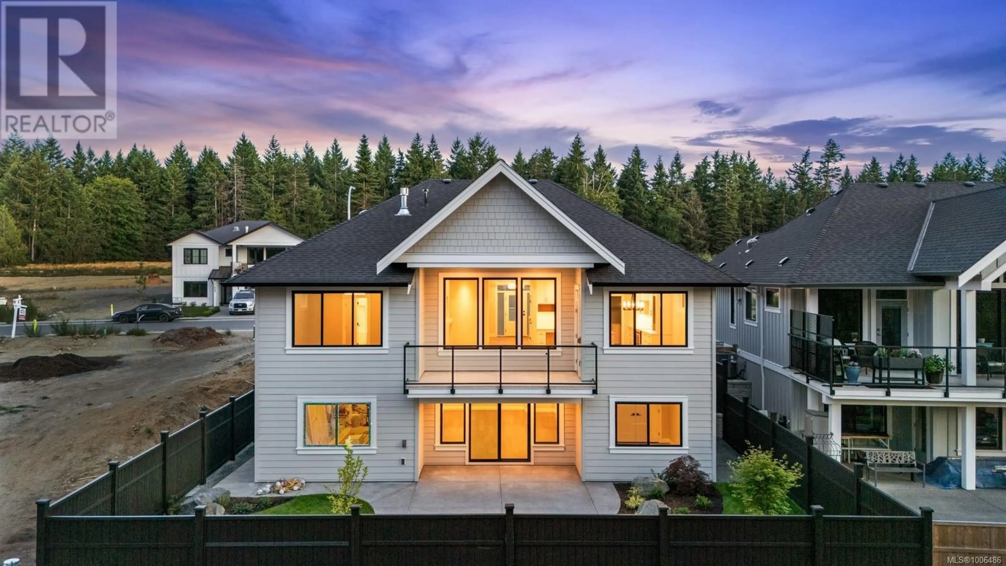 Home with vinyl exterior material, mountain view for 1634 CROWN ISLE BOULEVARD, Courtenay British Columbia V9N9X5