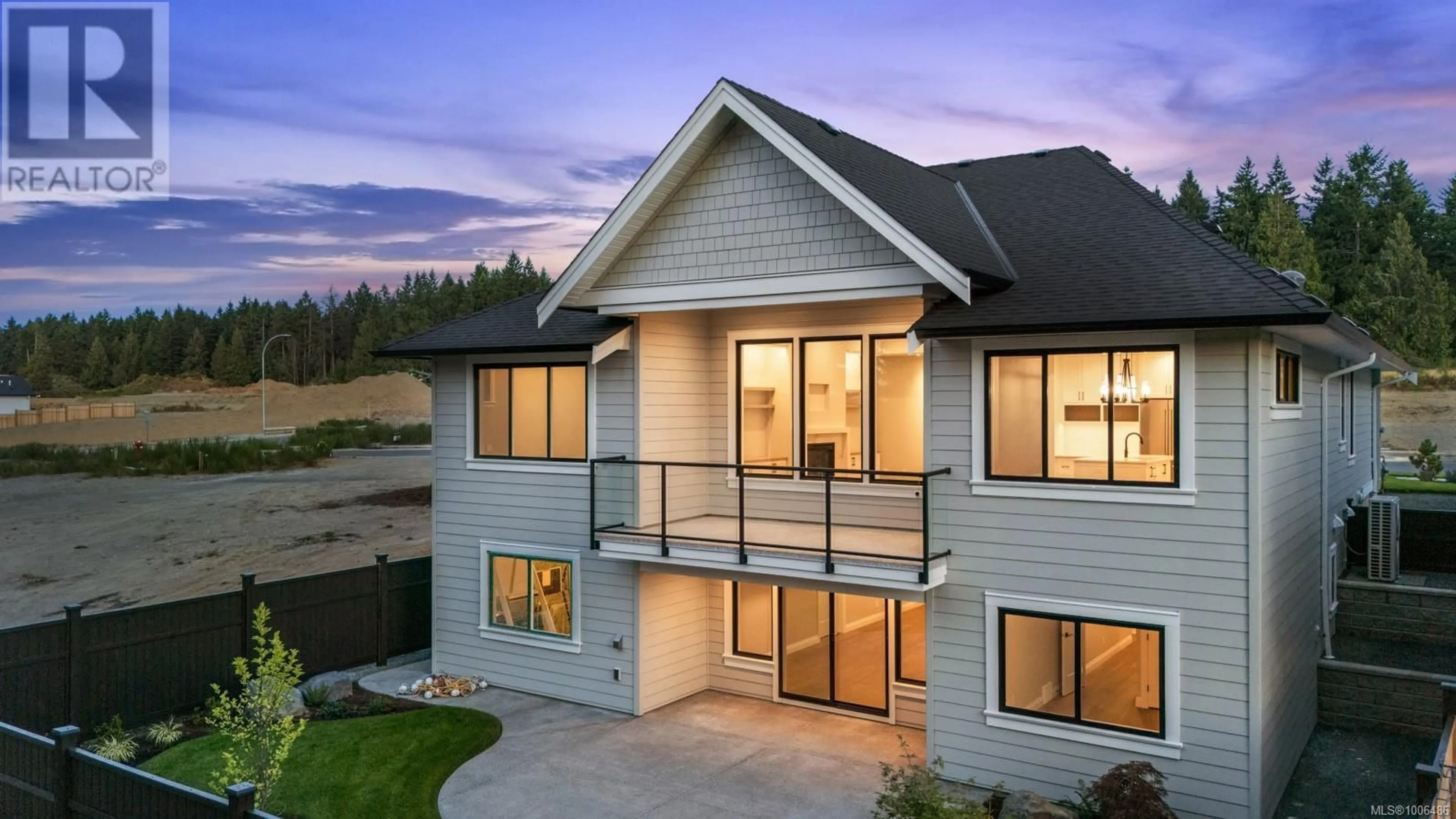 Home with vinyl exterior material, unknown for 1634 CROWN ISLE BOULEVARD, Courtenay British Columbia V9N9X5