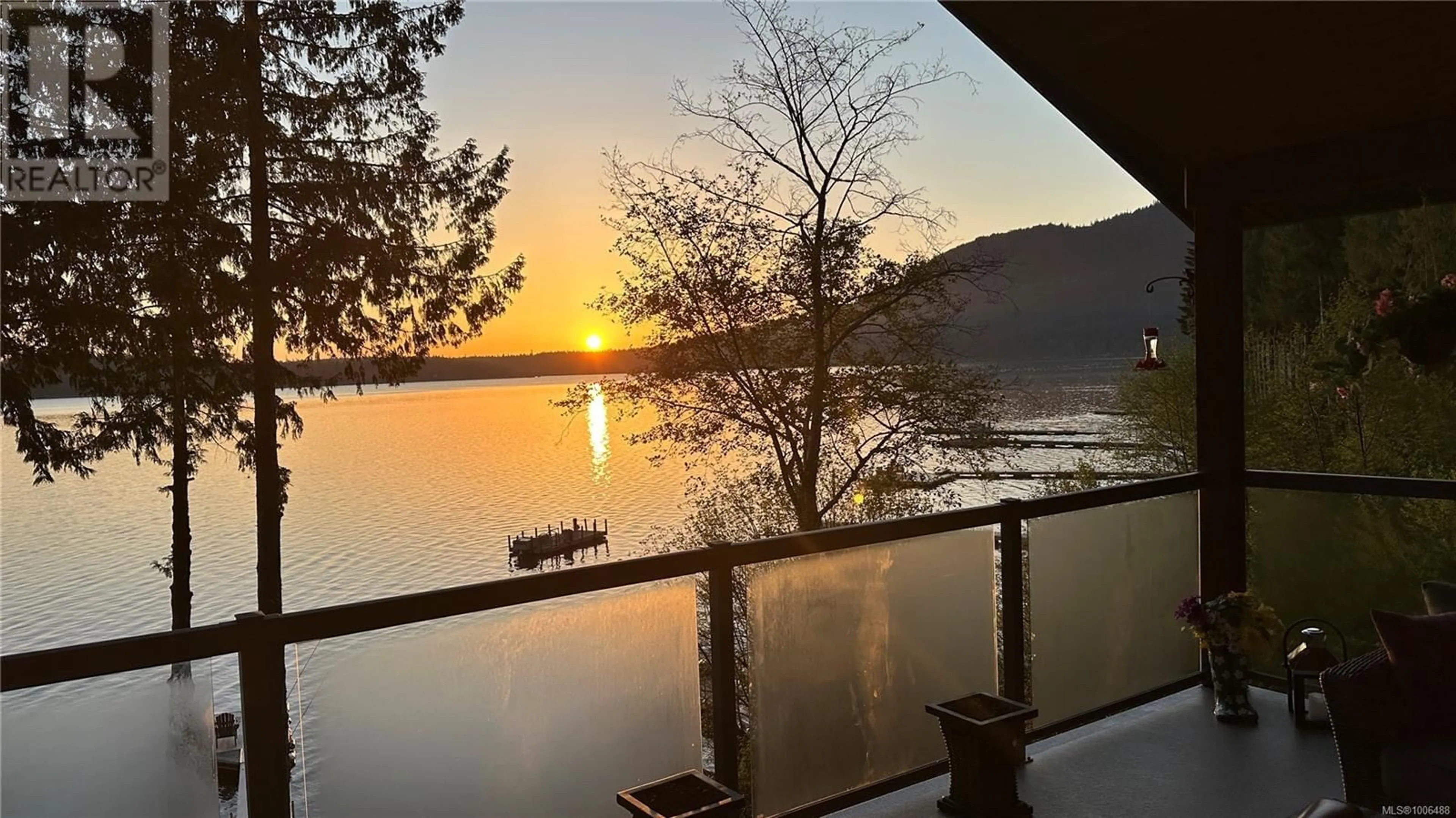 Patio, water/lake/river/ocean view for 2304 SOUTH LAKE ROAD, Qualicum Beach British Columbia V9K2L7