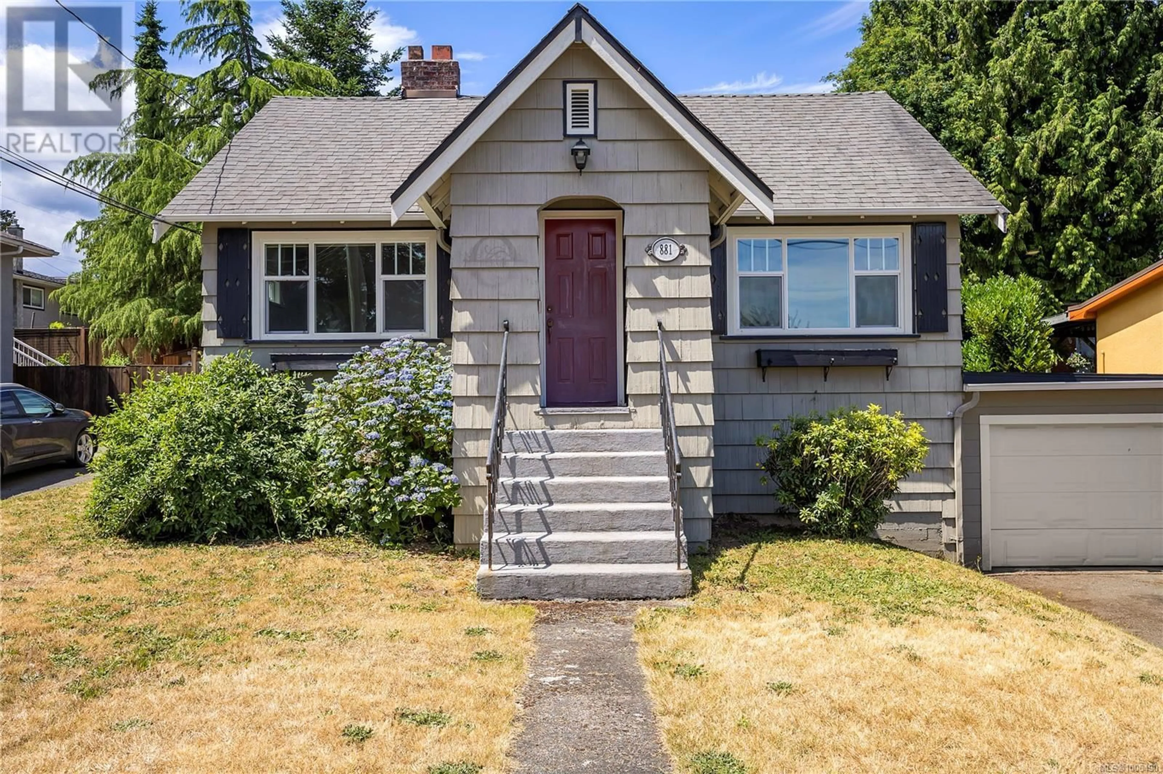Home with vinyl exterior material, street for 881 MILLSTONE AVENUE, Nanaimo British Columbia V9S5B4