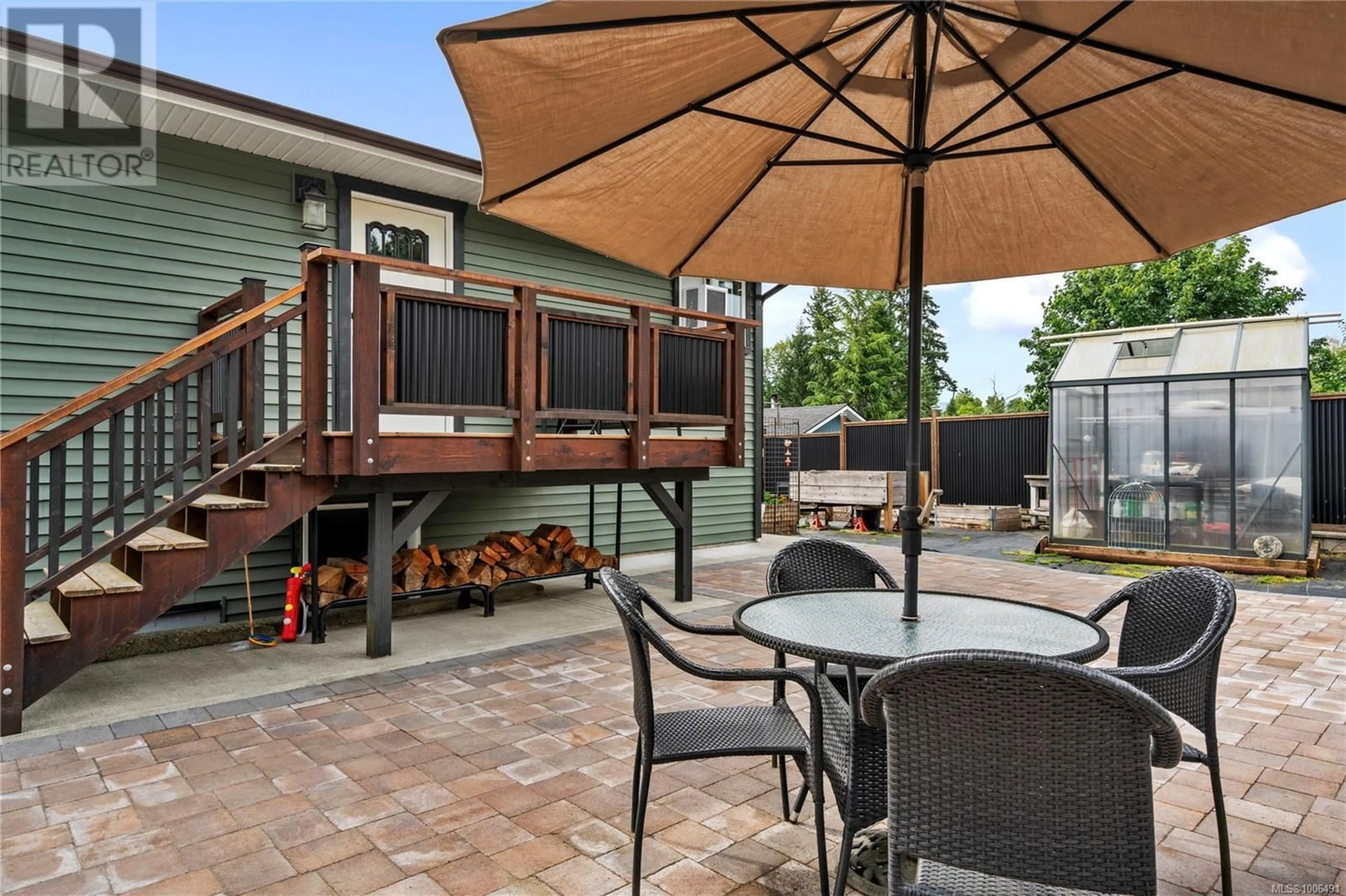 Patio, street for 1669 GERRAND ROAD, Nanaimo British Columbia V9X1W1