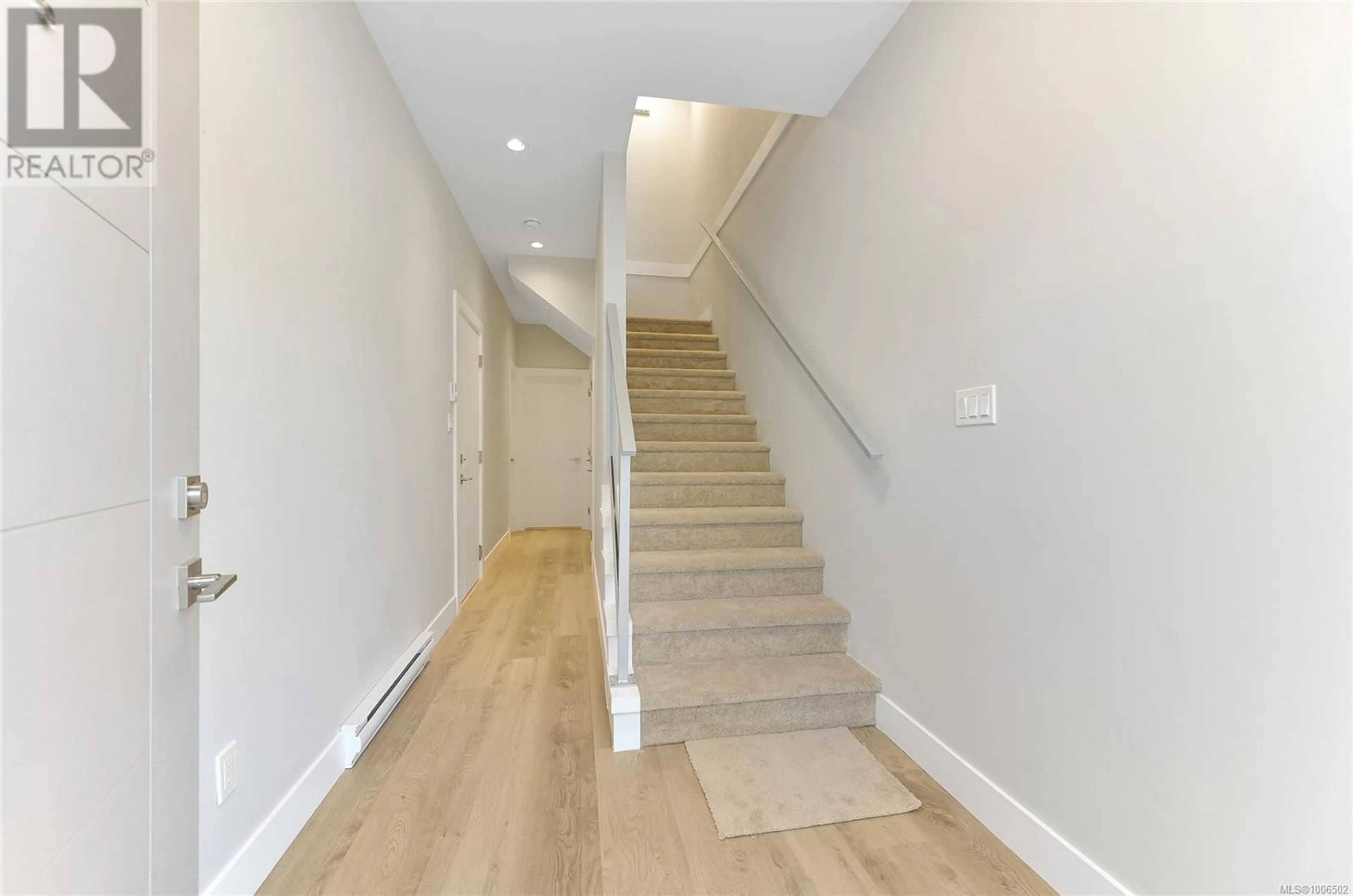 Stairs for 996 CITATION ROAD, Langford British Columbia V9B5T1