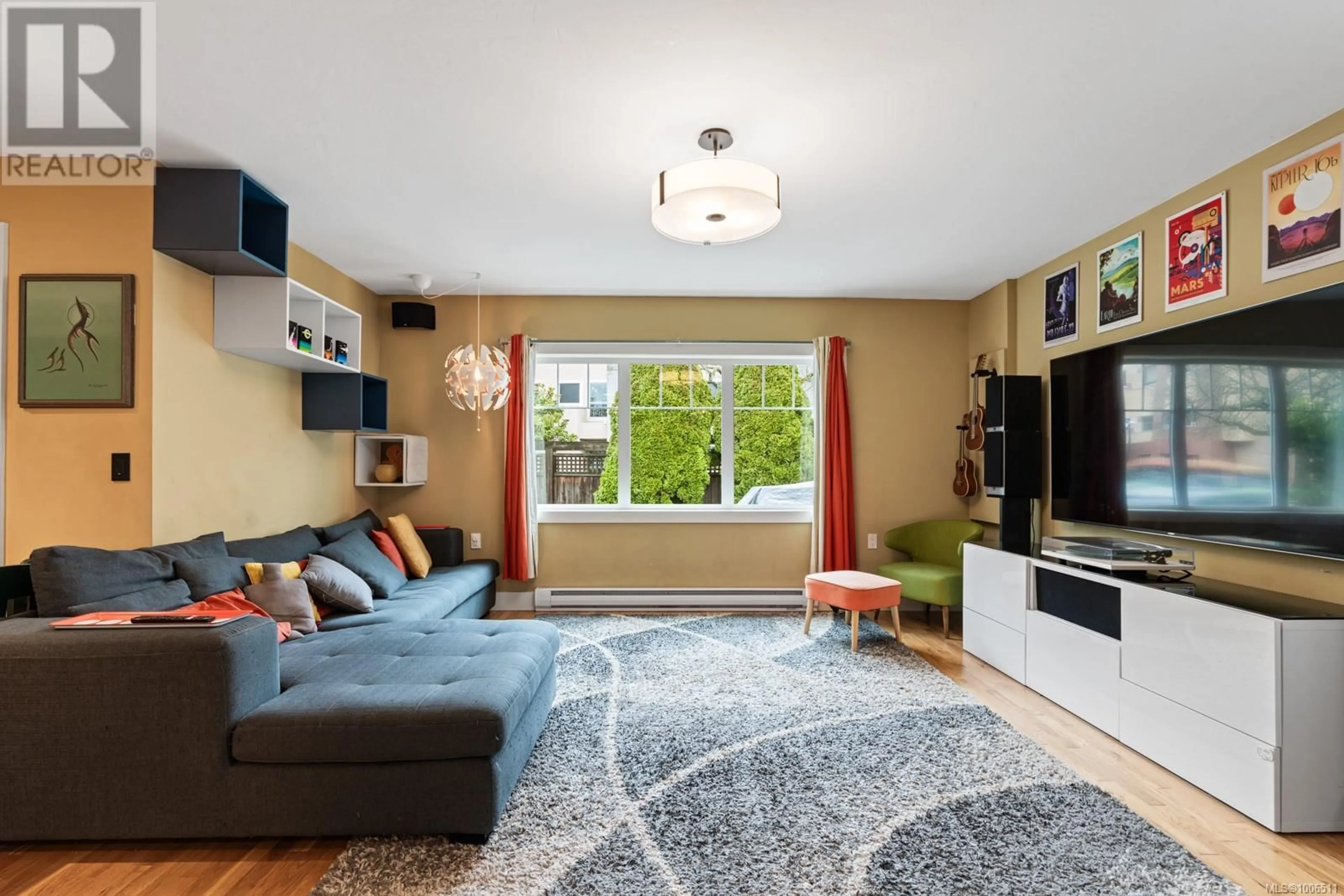 Living room with furniture, unknown for 2306 RICHMOND ROAD, Victoria British Columbia V8R4R8