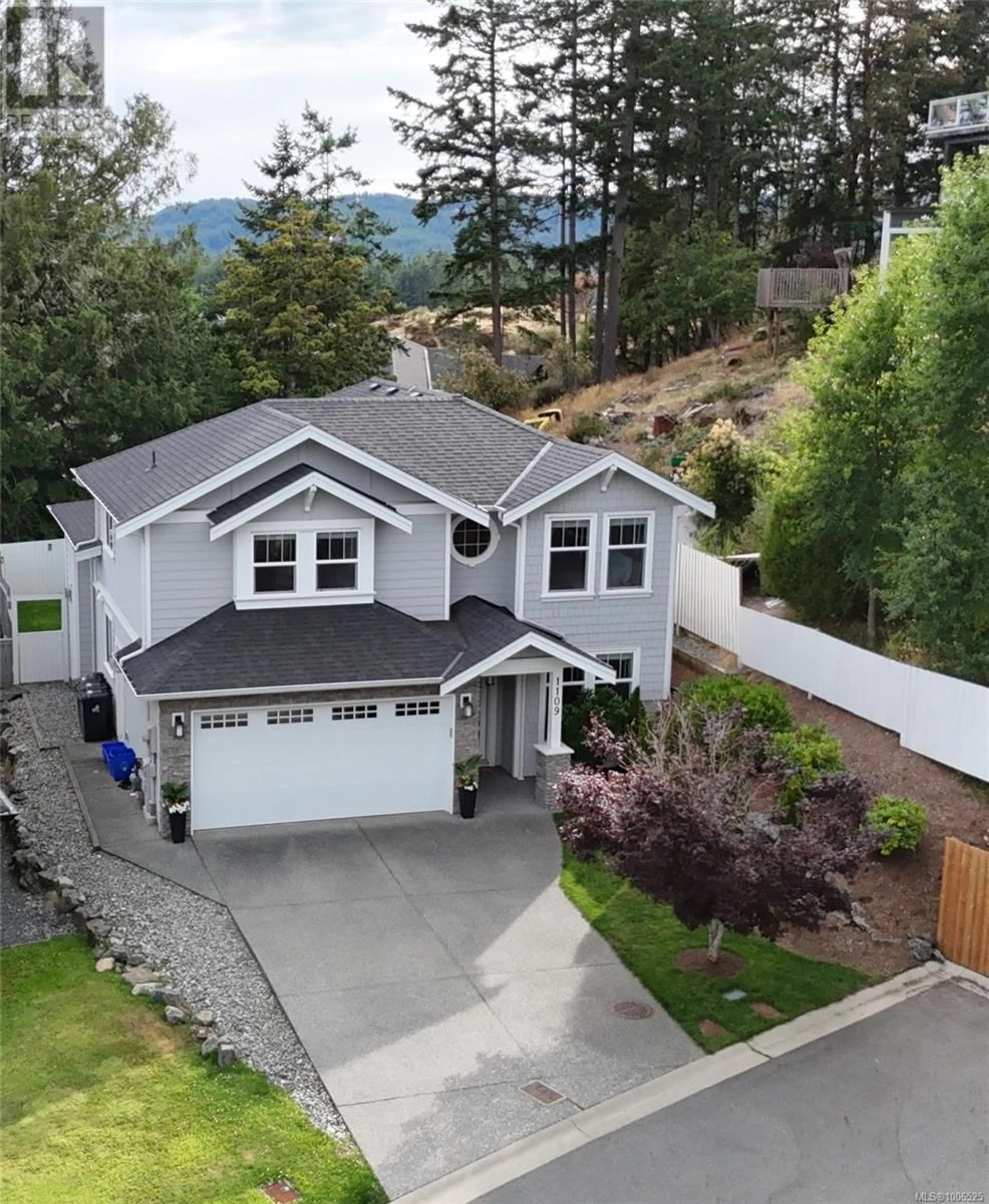 A pic from outside/outdoor area/front of a property/back of a property/a pic from drone, mountain view for 1109 BRAELYN PLACE, Langford British Columbia V9B0G8