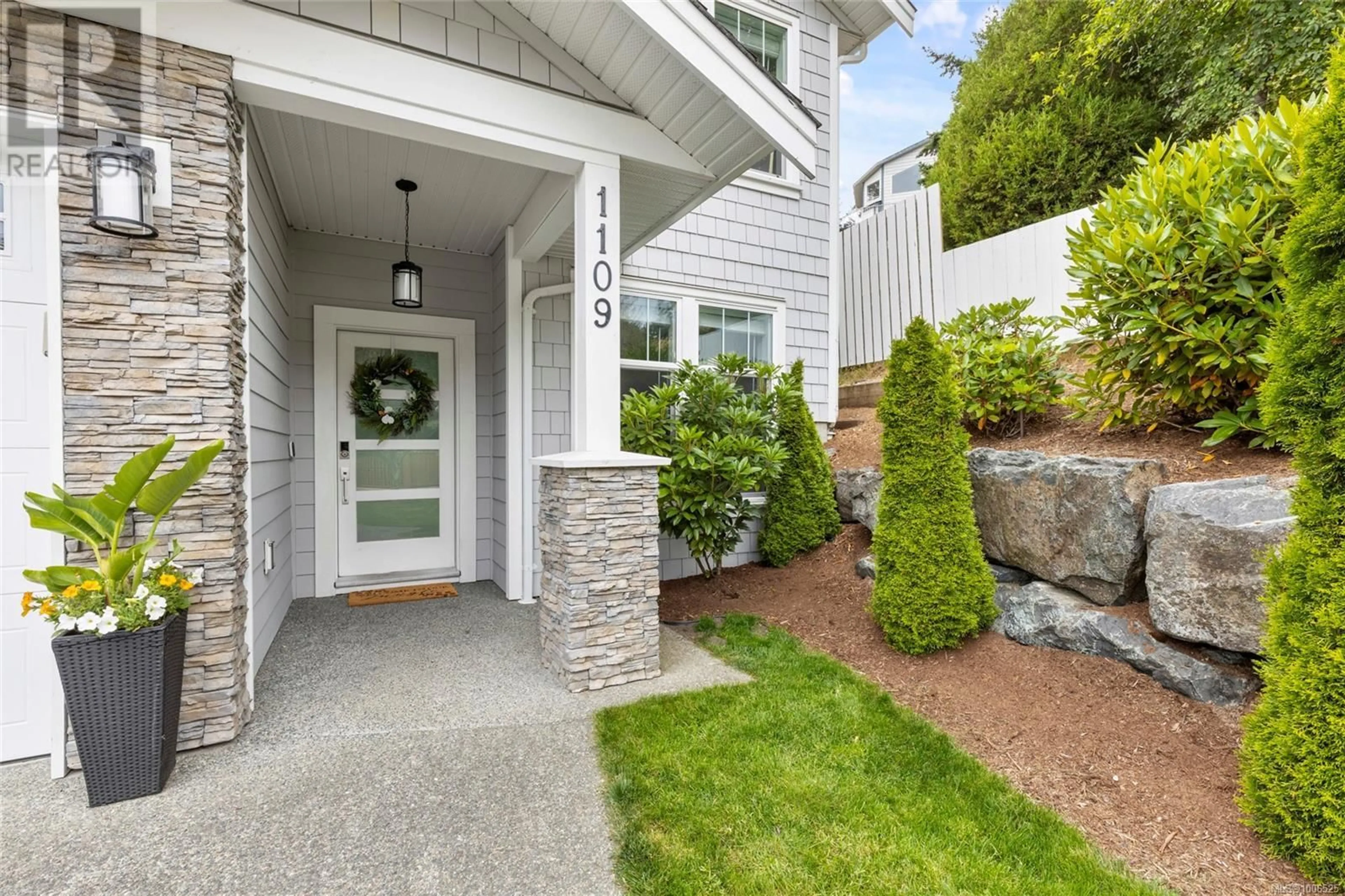Indoor entryway for 1109 BRAELYN PLACE, Langford British Columbia V9B0G8